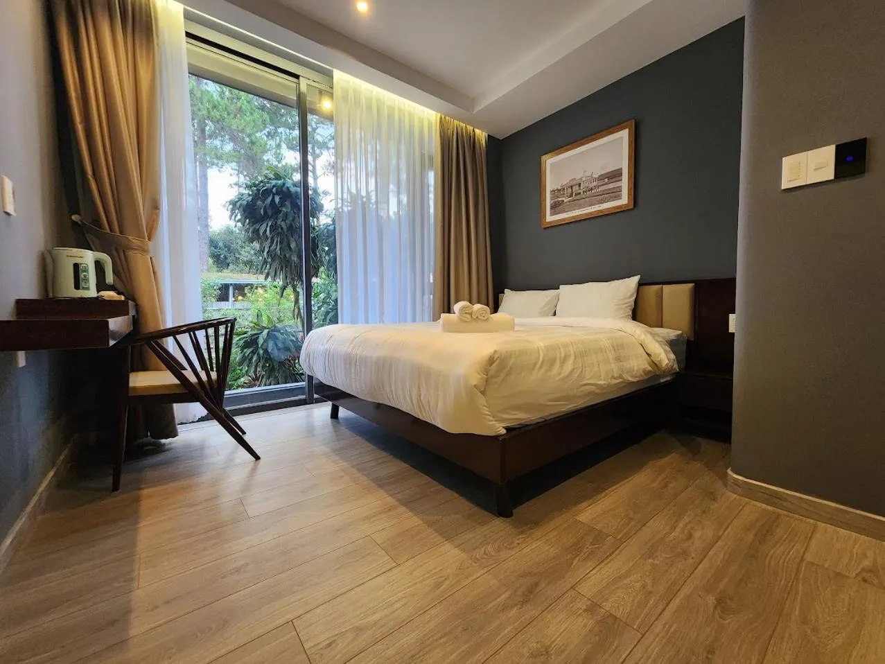 Bed in LHASA HOTEL - Central hotel in Dalat