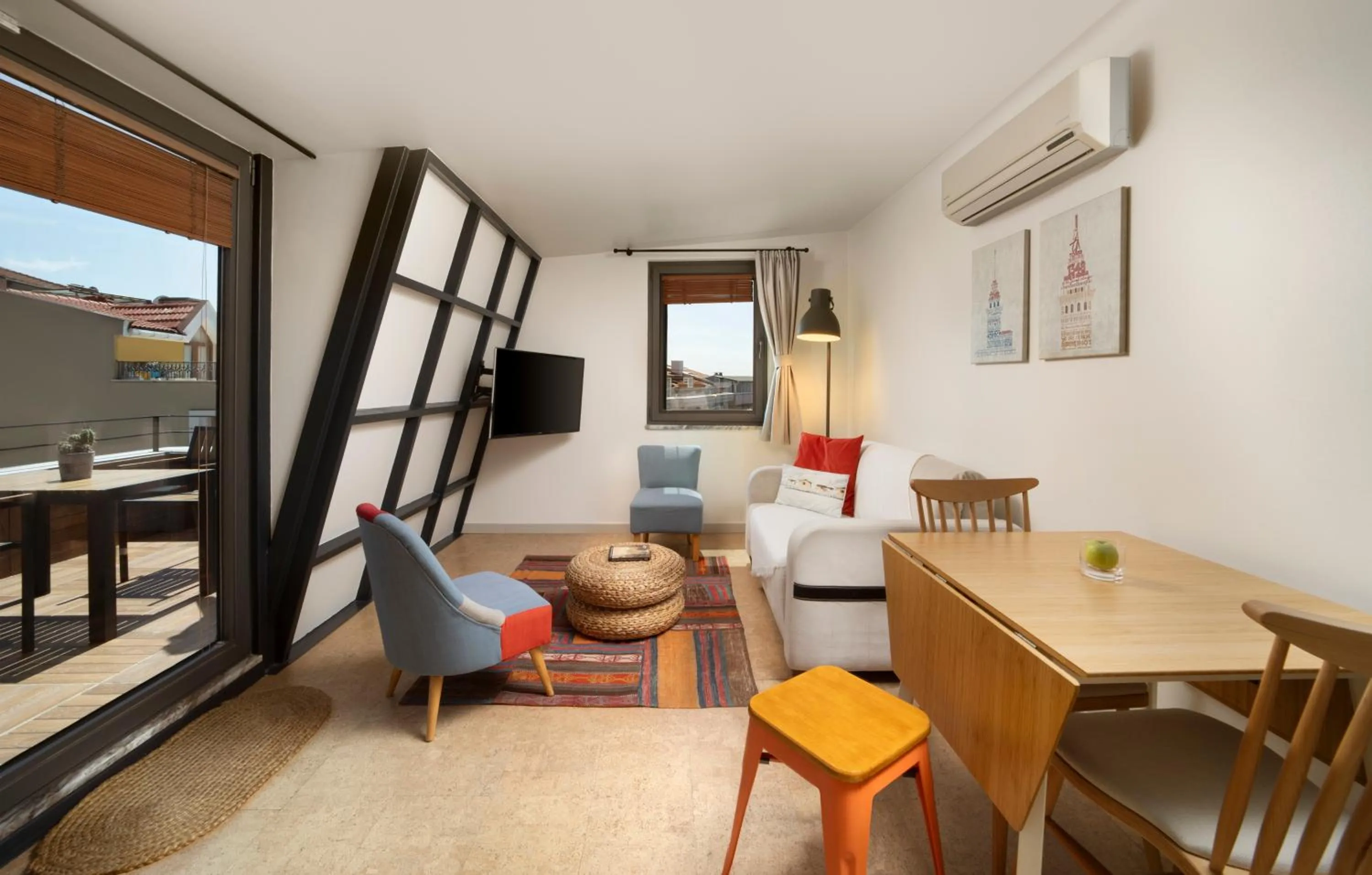 TV and multimedia in Hammamhane Hotel