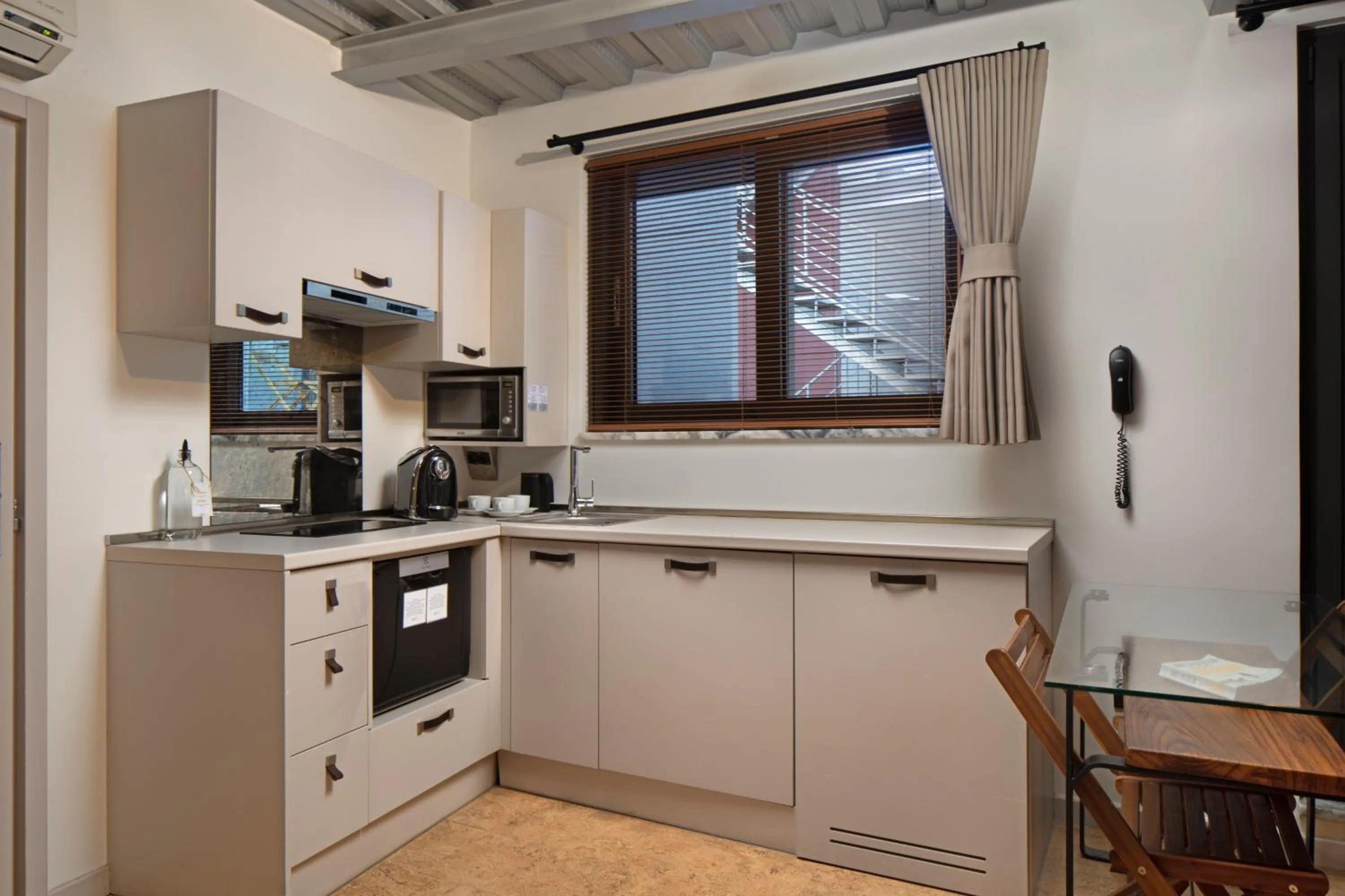 Coffee/tea facilities in Hammamhane Hotel