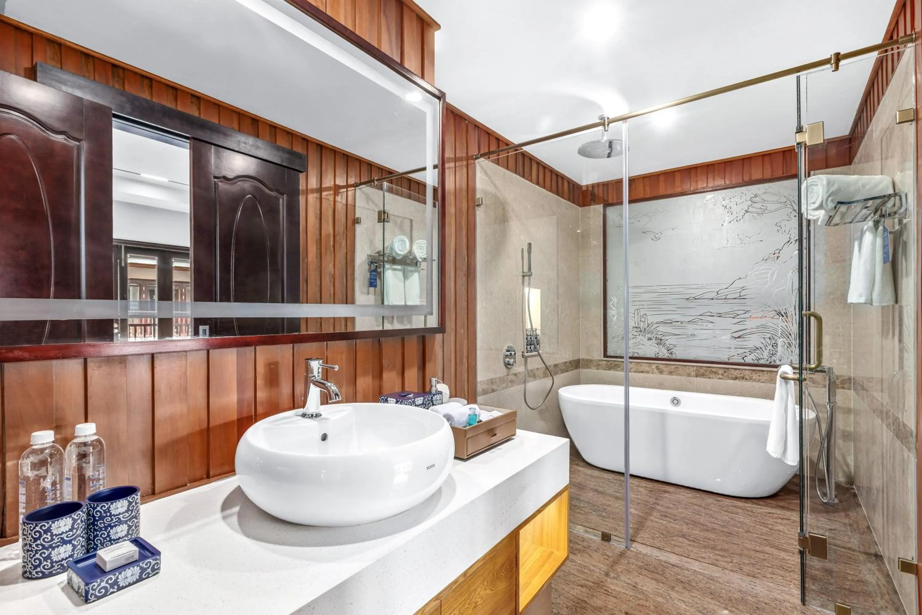 Shower in Wafaifo Resort Hoi An