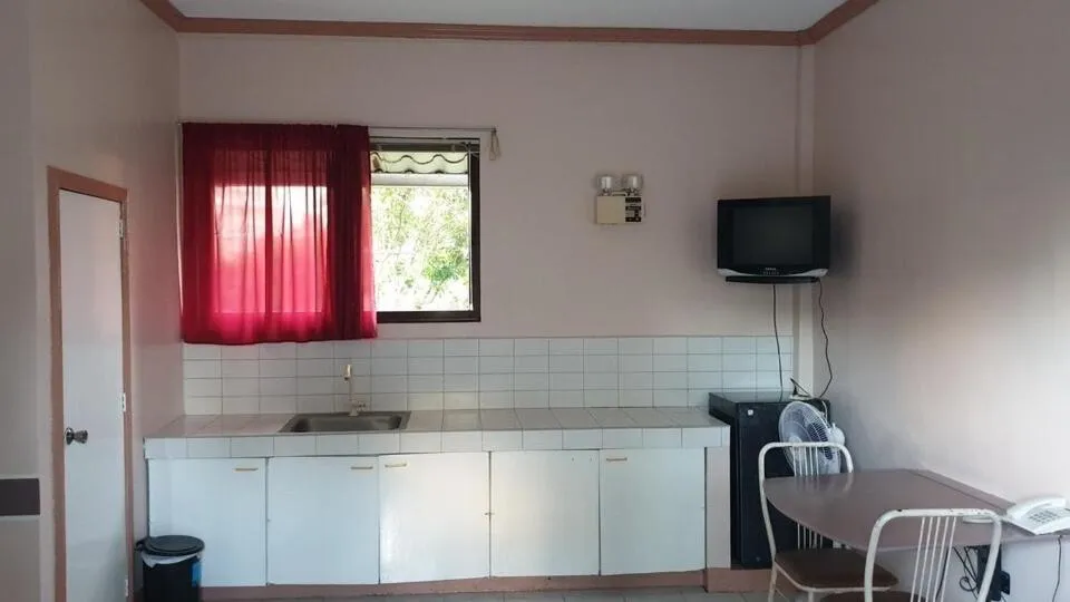 Bedroom in Mayon View Garden Apartelle Sa Bukid