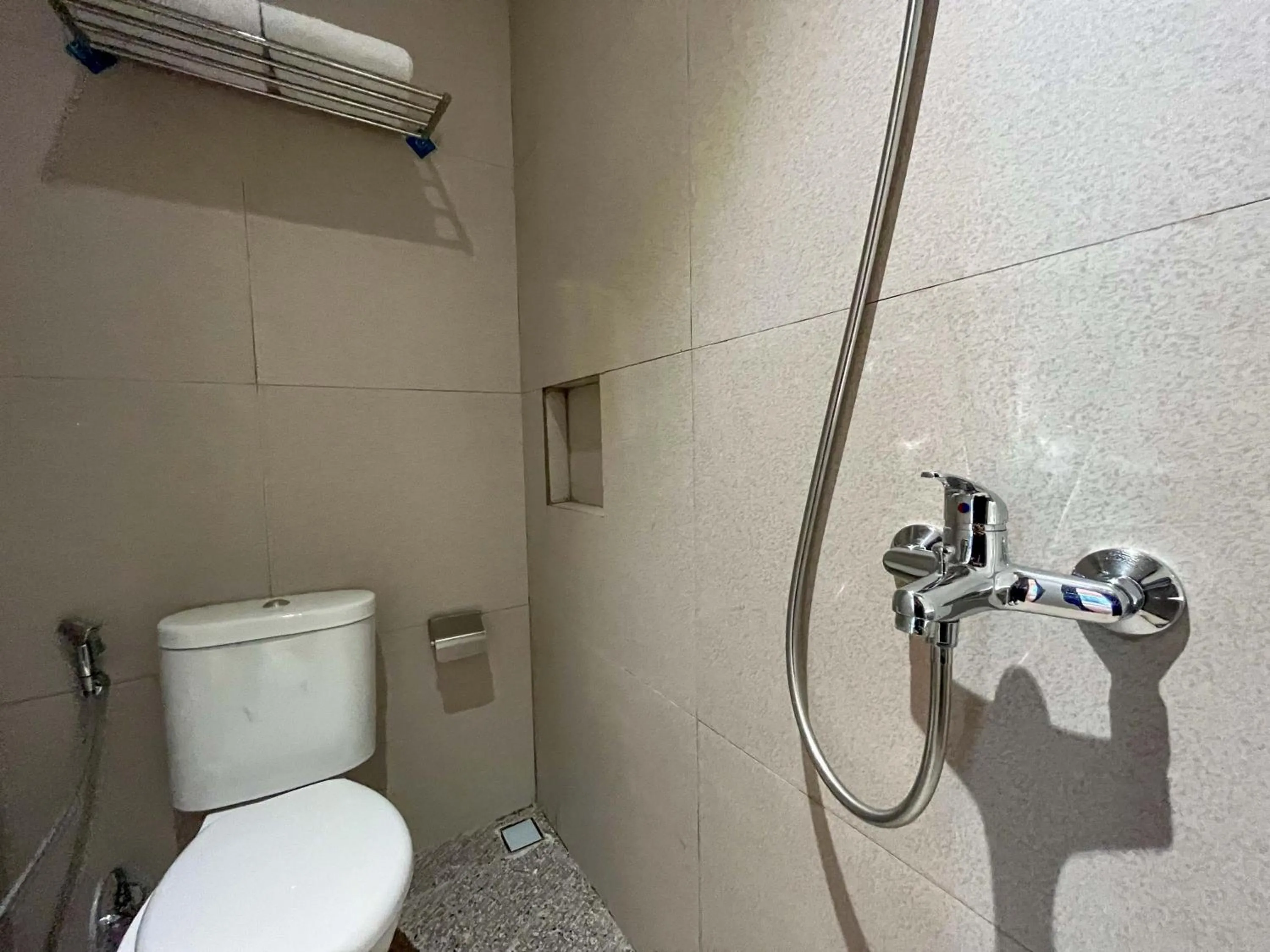 Bathroom in SANS Hotel Premiere Majapahit Semarang