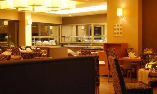 Restaurant/places to eat in Volley Hotel İzmir