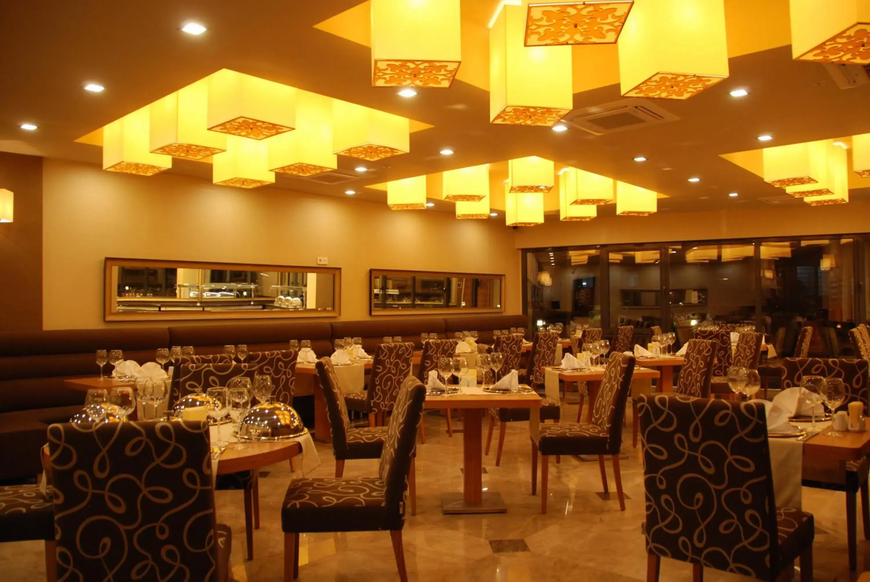 Restaurant/places to eat in Volley Hotel İzmir Restaurant/places to eat in Volley Hotel İzmir