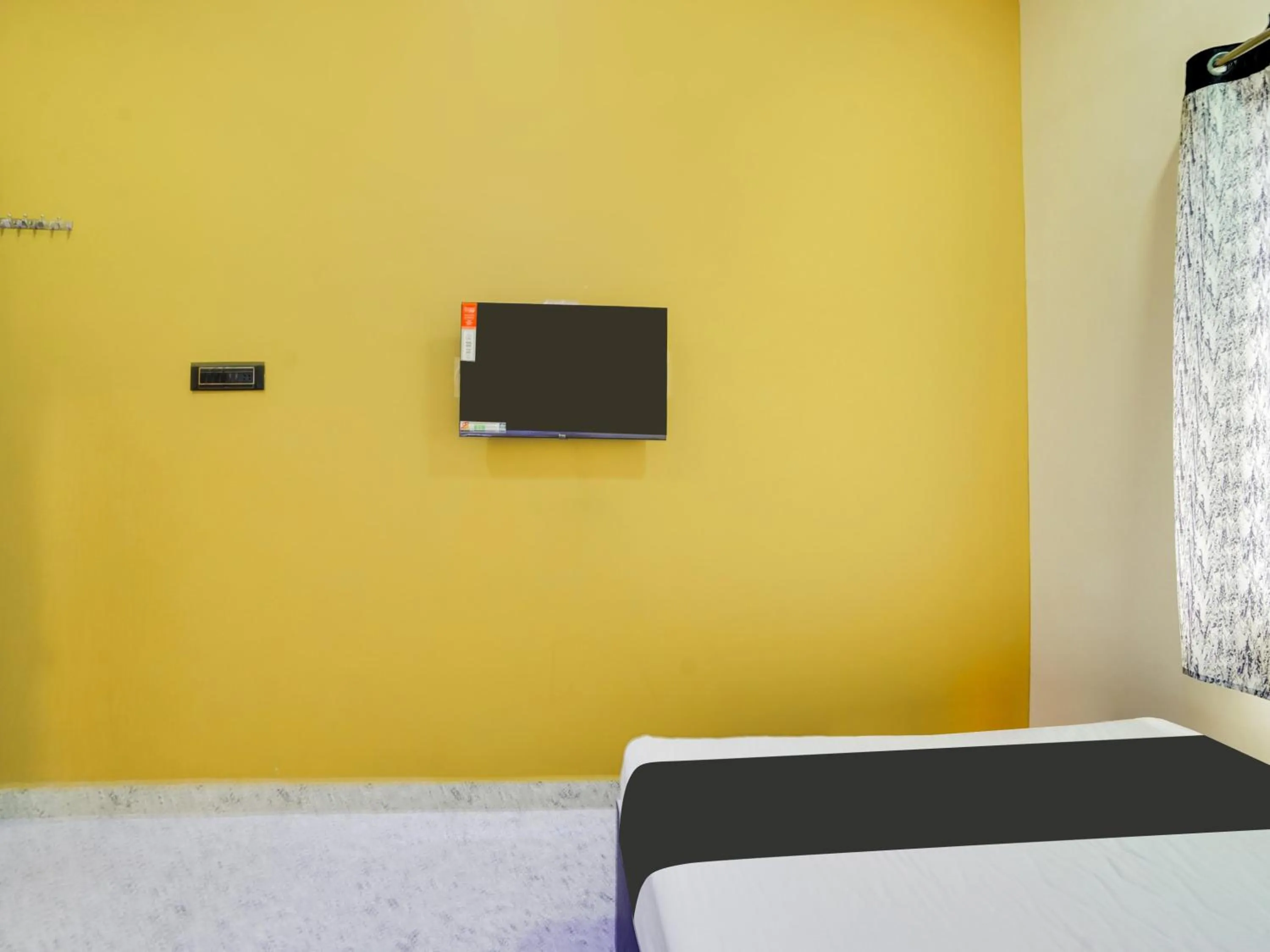 Bedroom, Bed in Hotel O RK 2