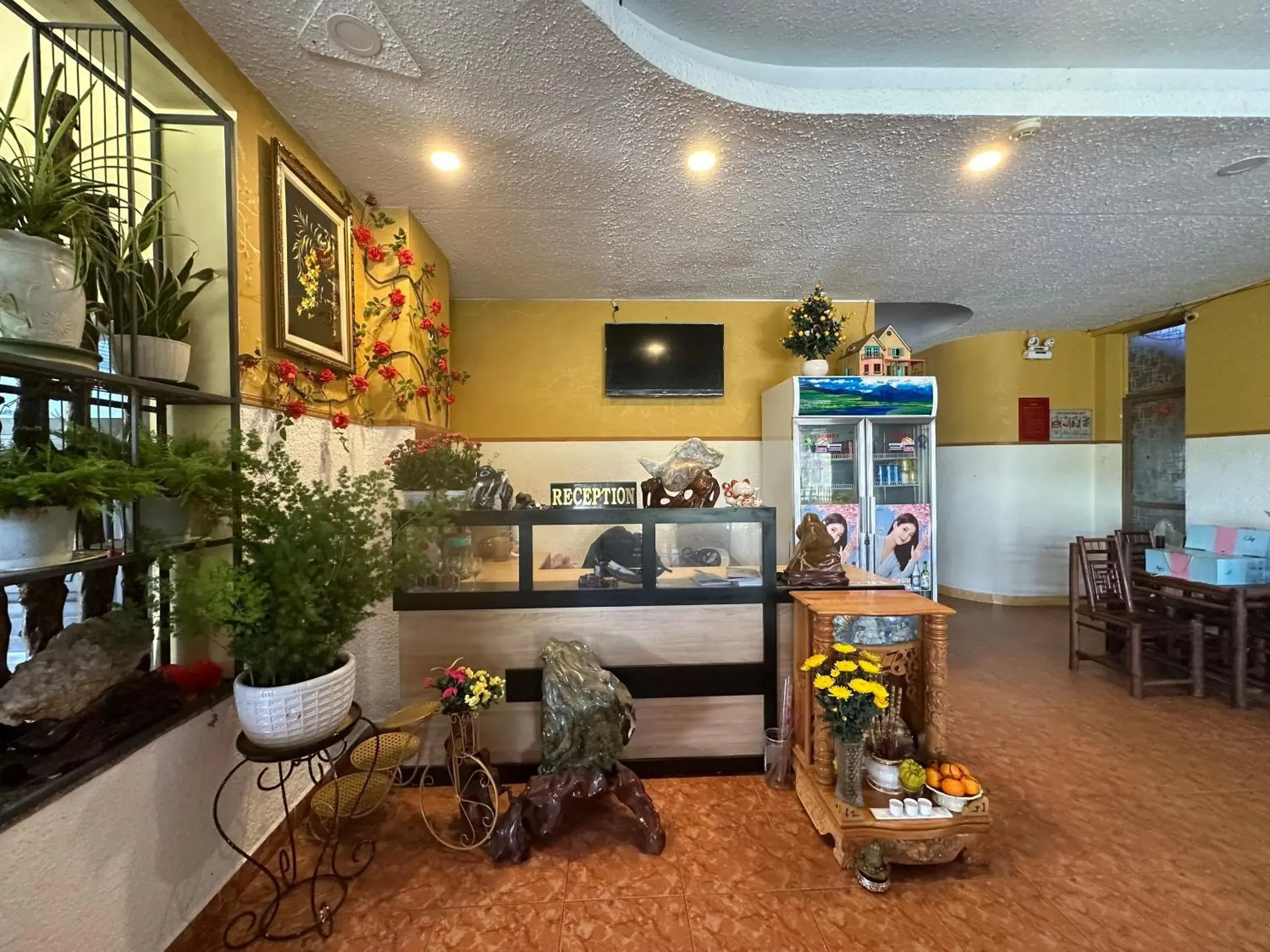 Facade/entrance in OYO 1232 Pòn Pon Hostel Facade/entrance in OYO 1232 Pòn Pon Hostel