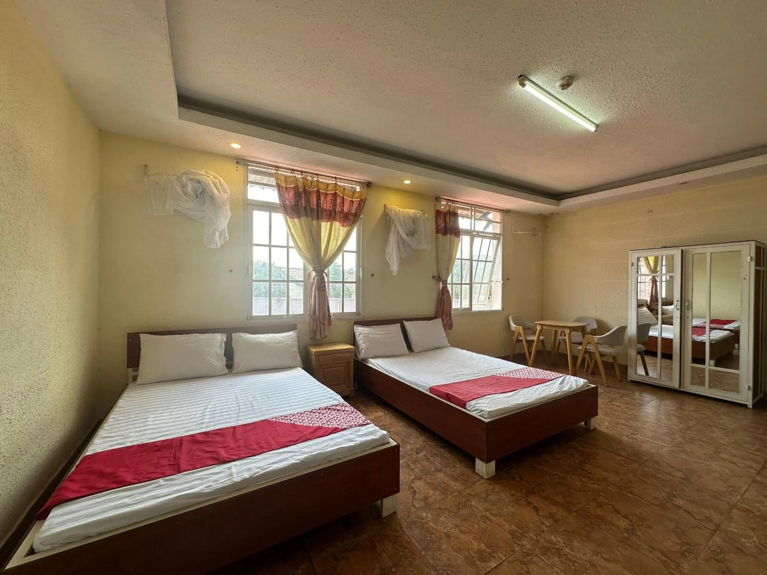 Bedroom, Bed in OYO 1232 Pòn Pon Hostel