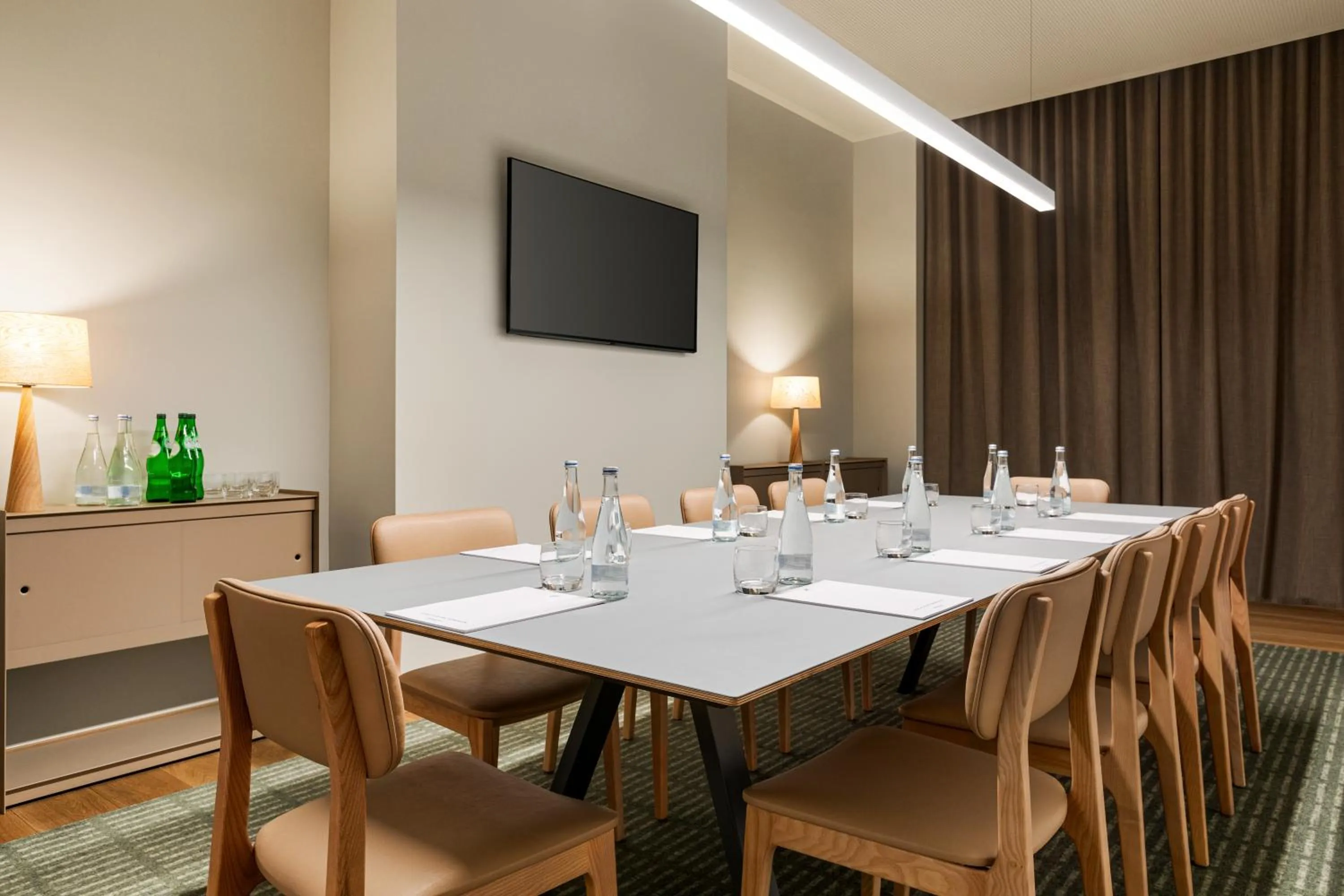 Meeting/conference room in Holiday Inn Beja by IHG
