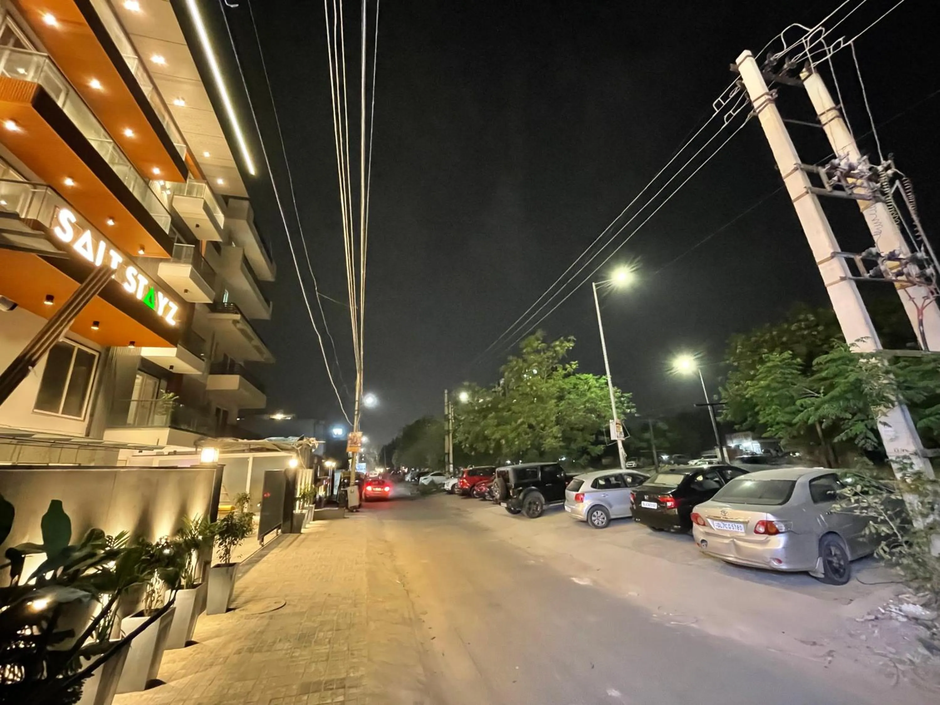 Property building in Saltstayz Premier - Near Golf Course Road & Sector 57