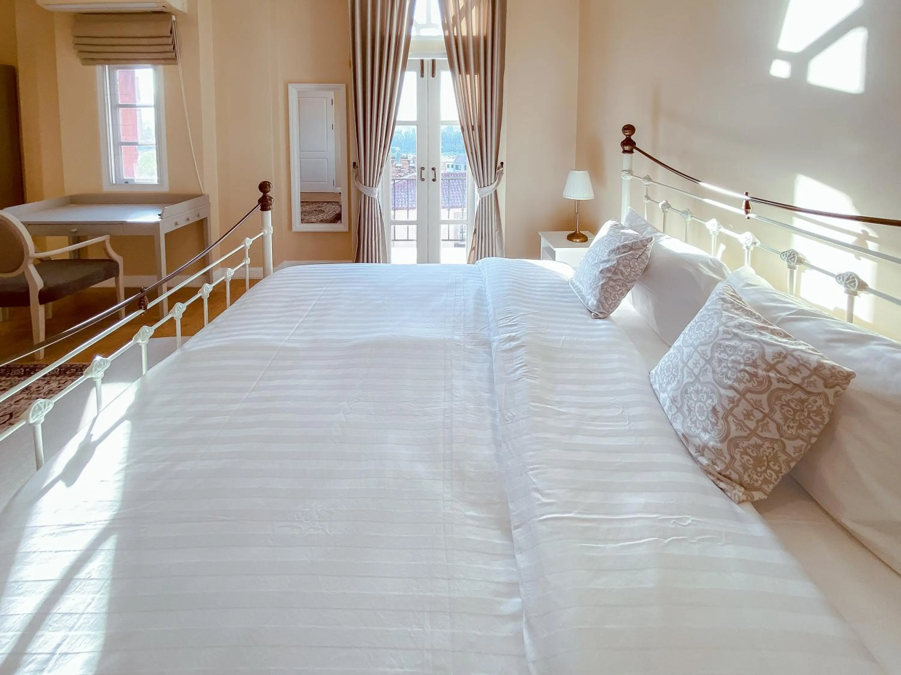 Bed in Villetta The Eyrie Khaoyai