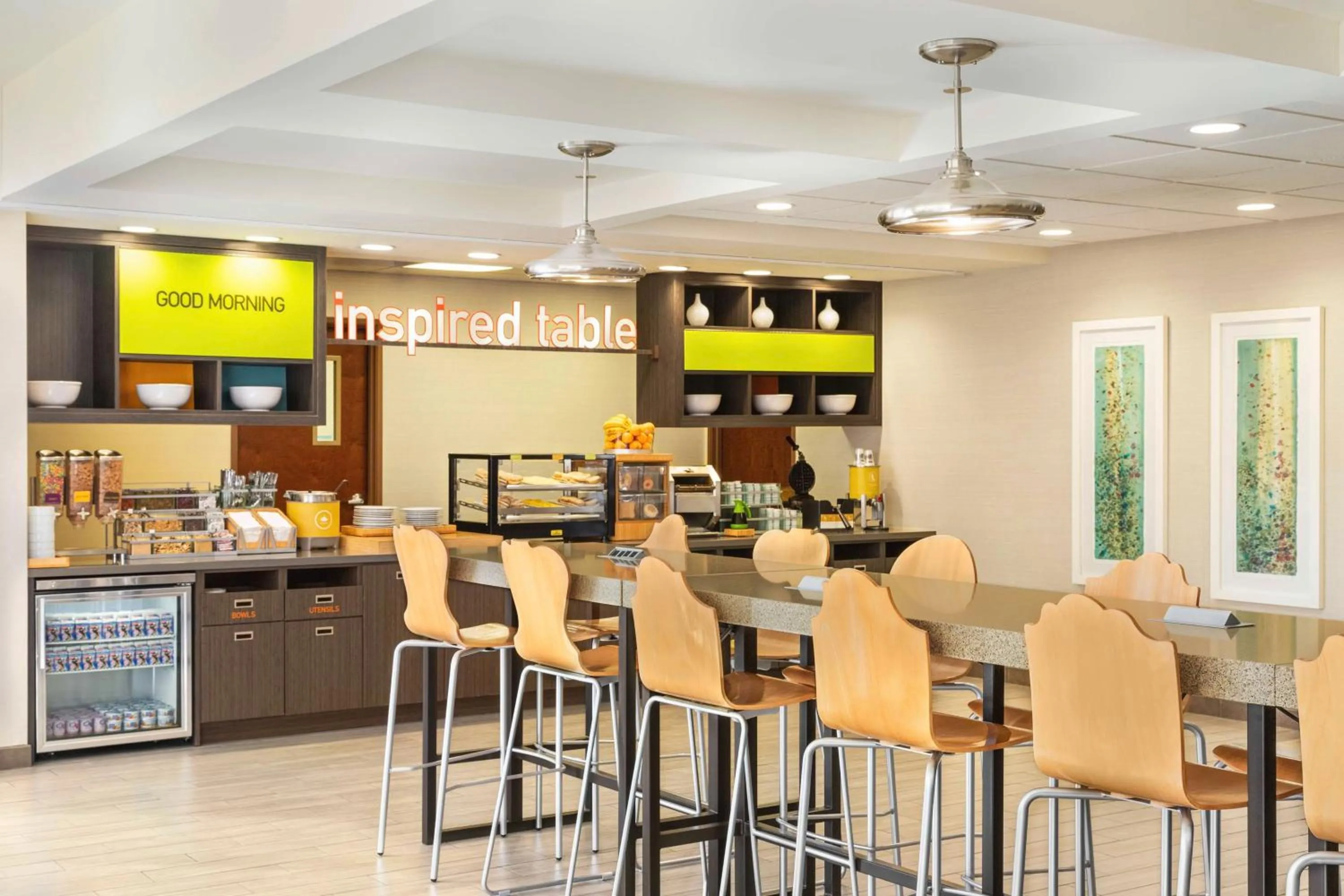 Breakfast in Home2 Suites by Hilton Albuquerque Downtown/University