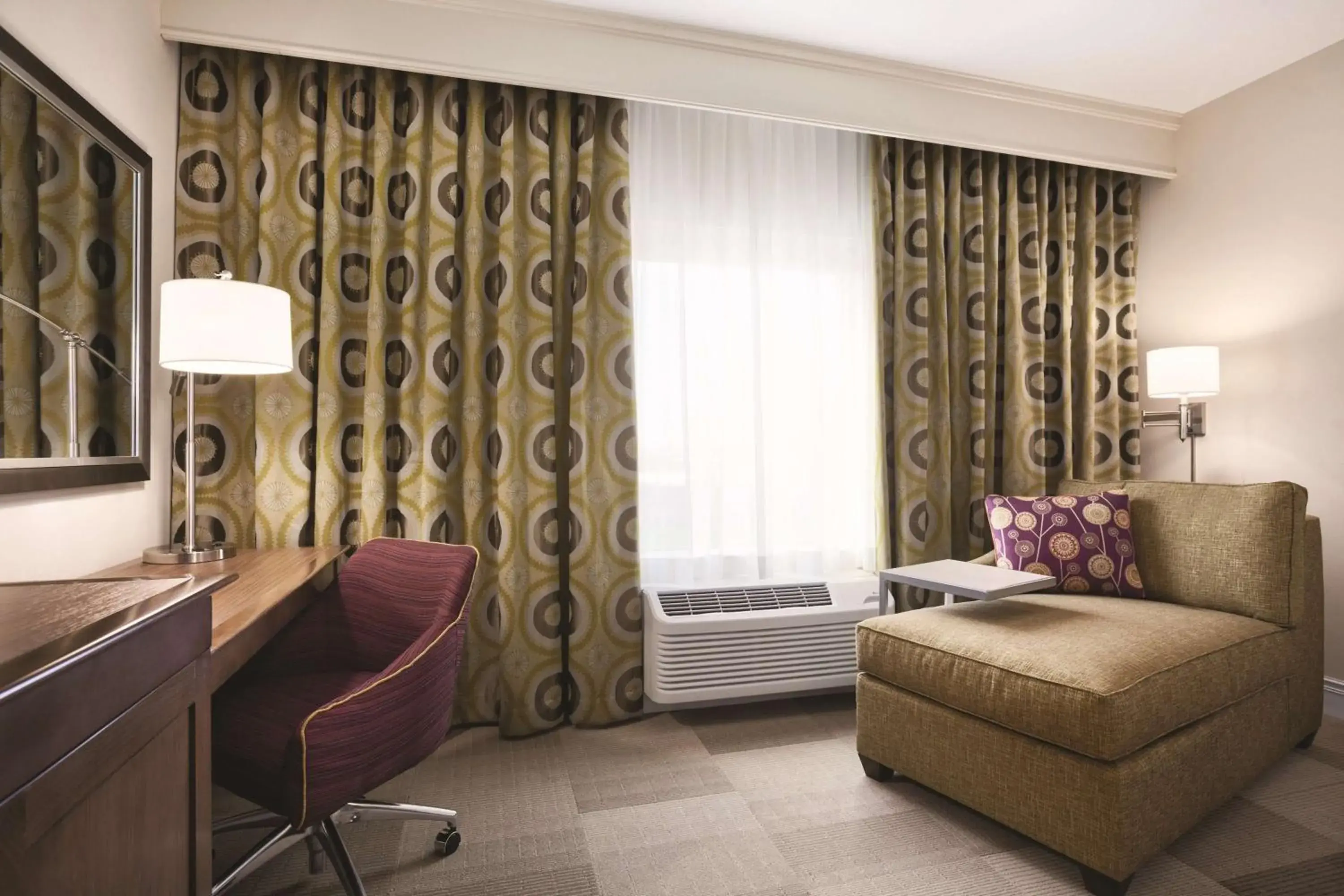 Bed in Hampton Inn Brigham City Bed in Hampton Inn Brigham City