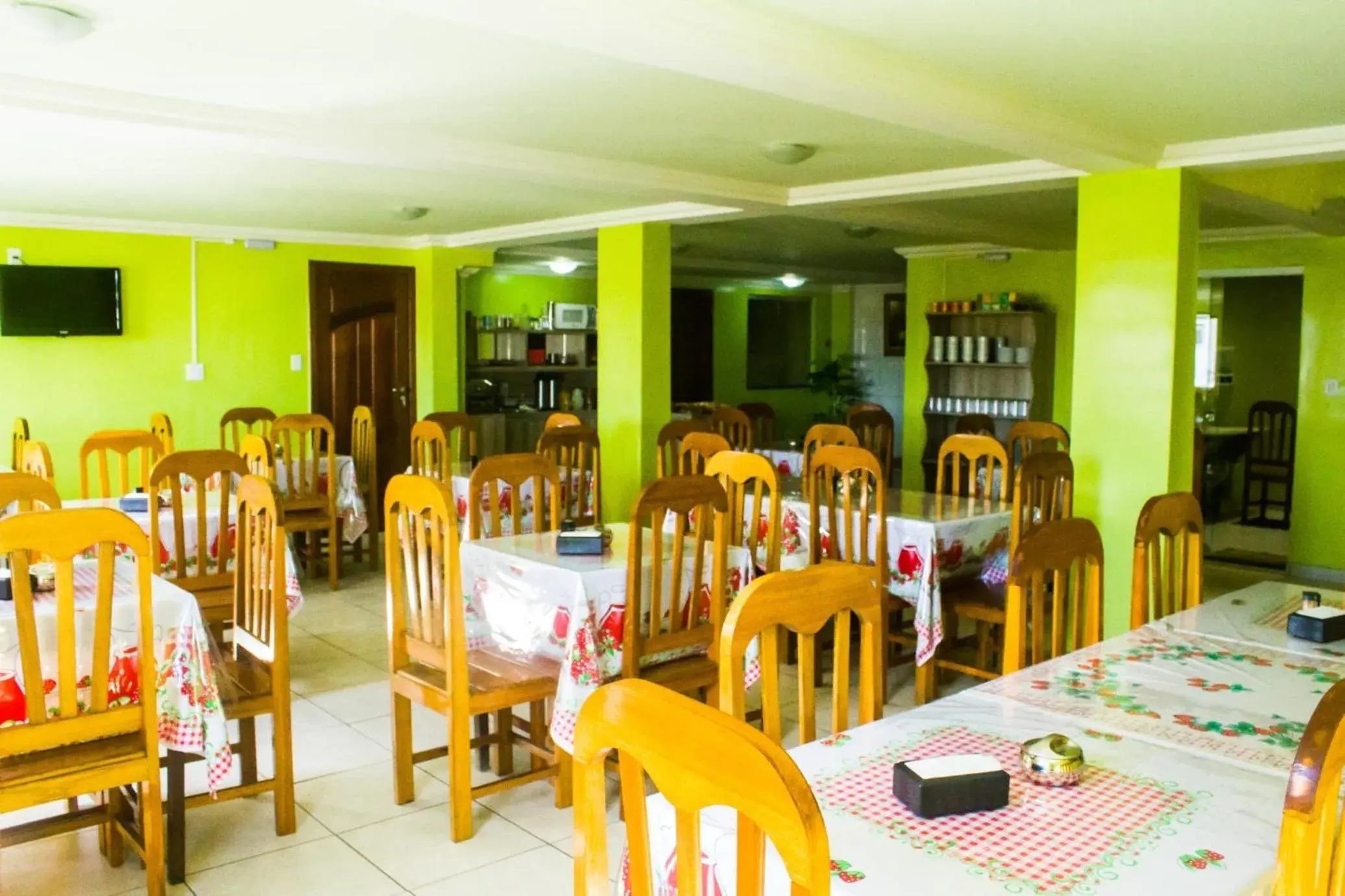 Restaurant/places to eat in Palace Hotel Pôr do Sol Restaurant/places to eat in Palace Hotel Pôr do Sol