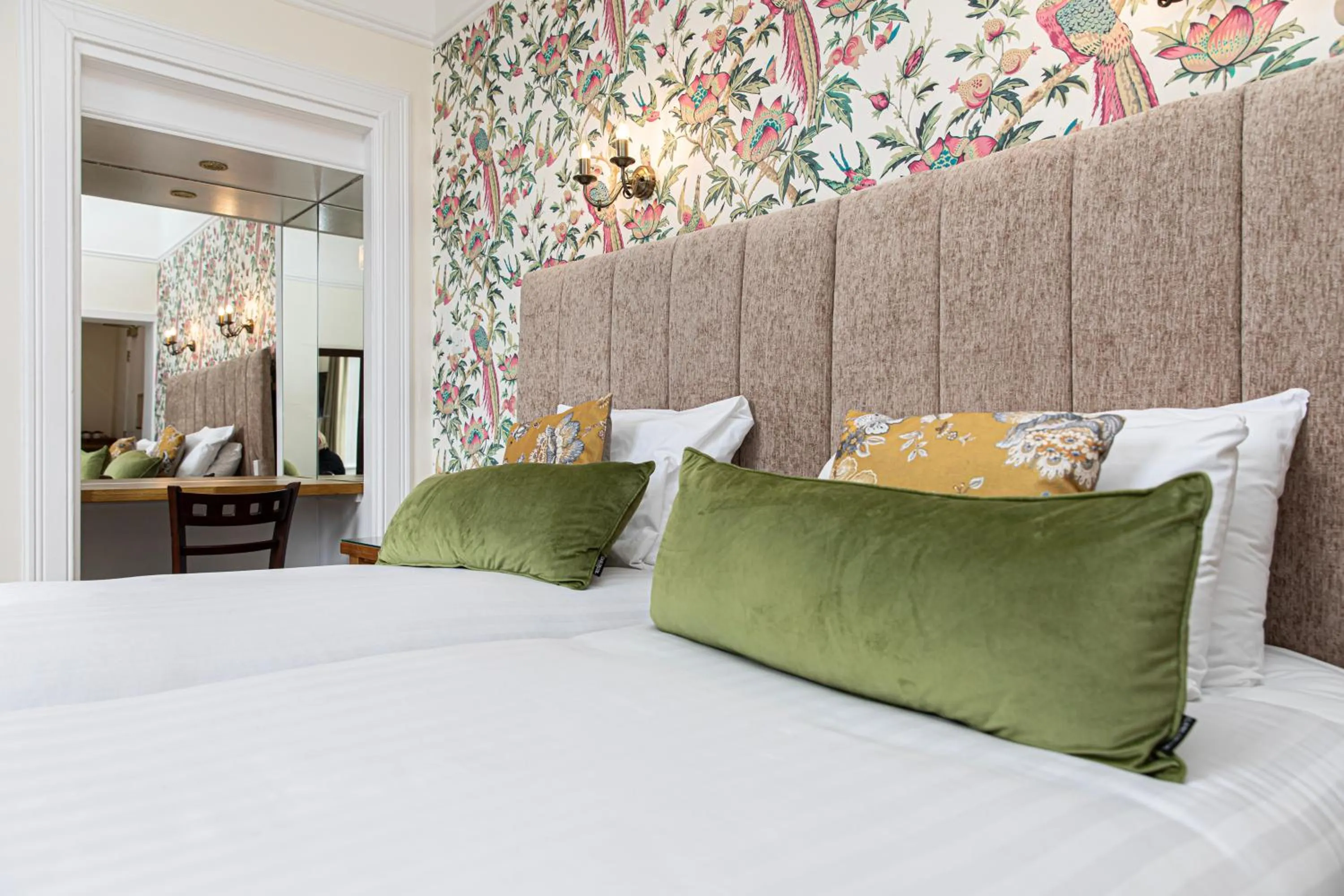 Bedroom, Bed in The Atholl Palace