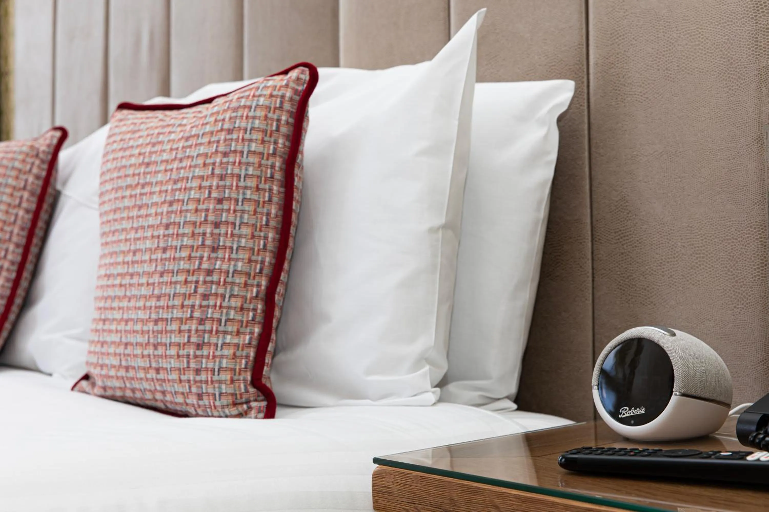 Bedroom, Bed in The Atholl Palace