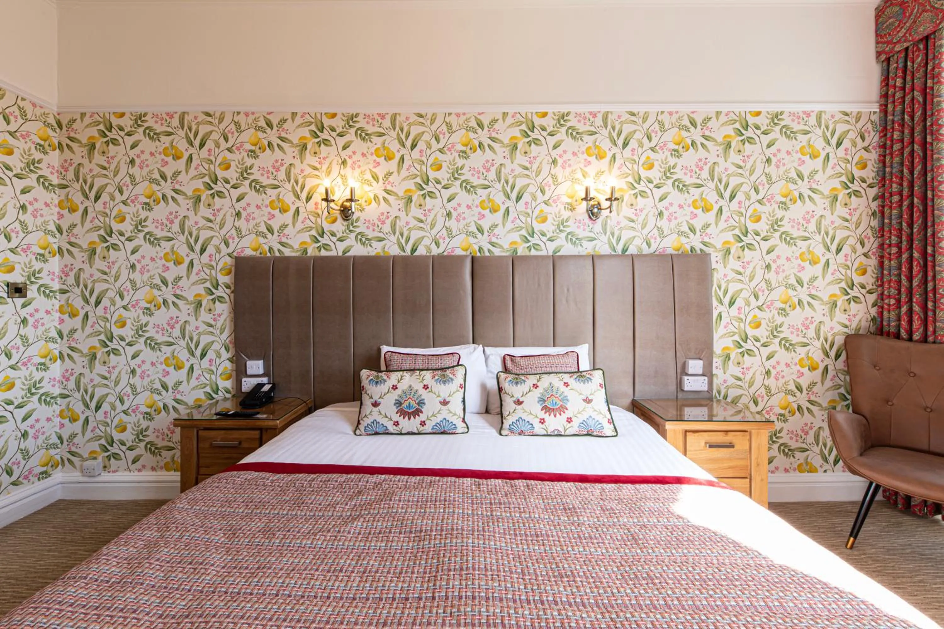 Bedroom, Bed in The Atholl Palace