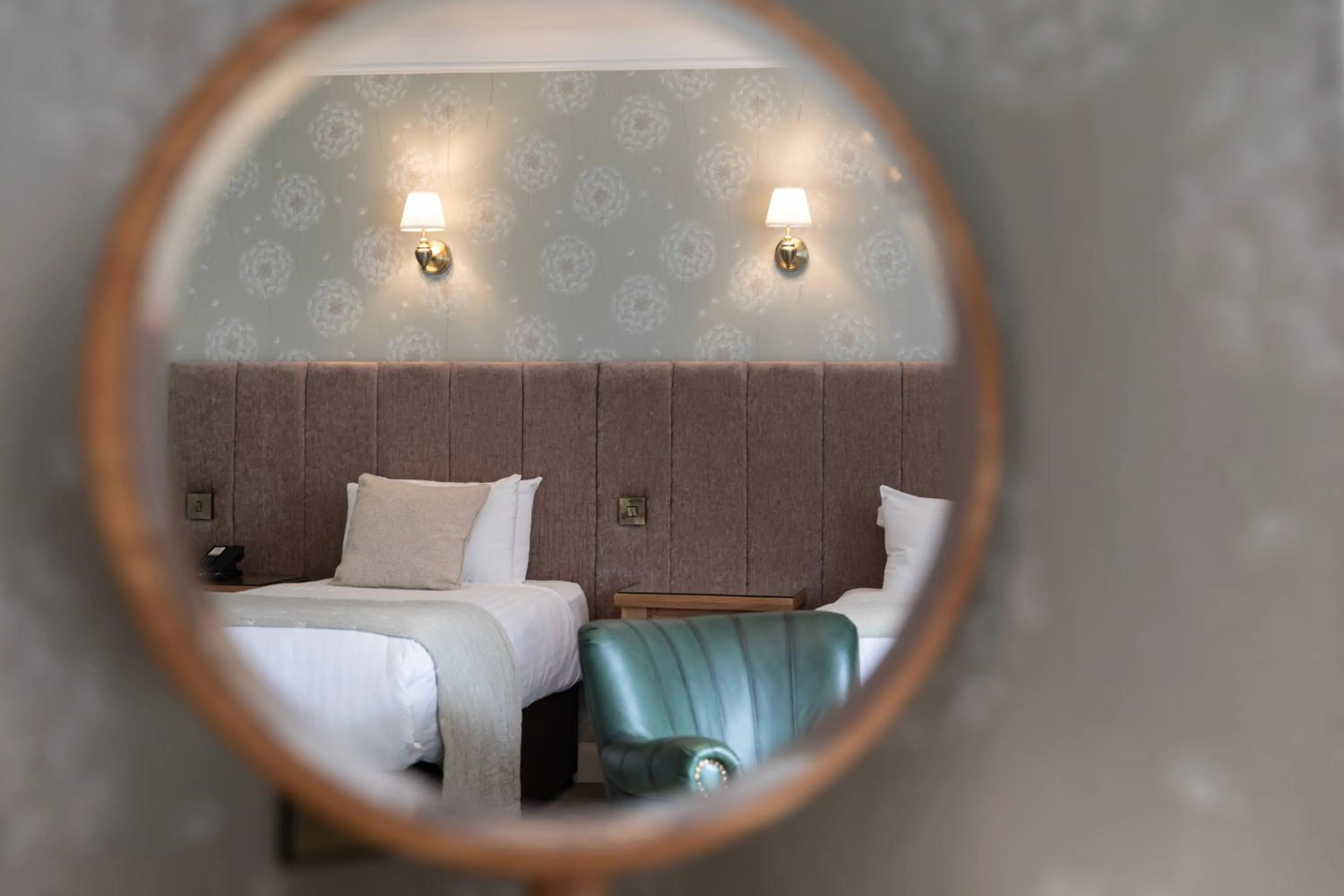 Bedroom, Bed in The Atholl Palace