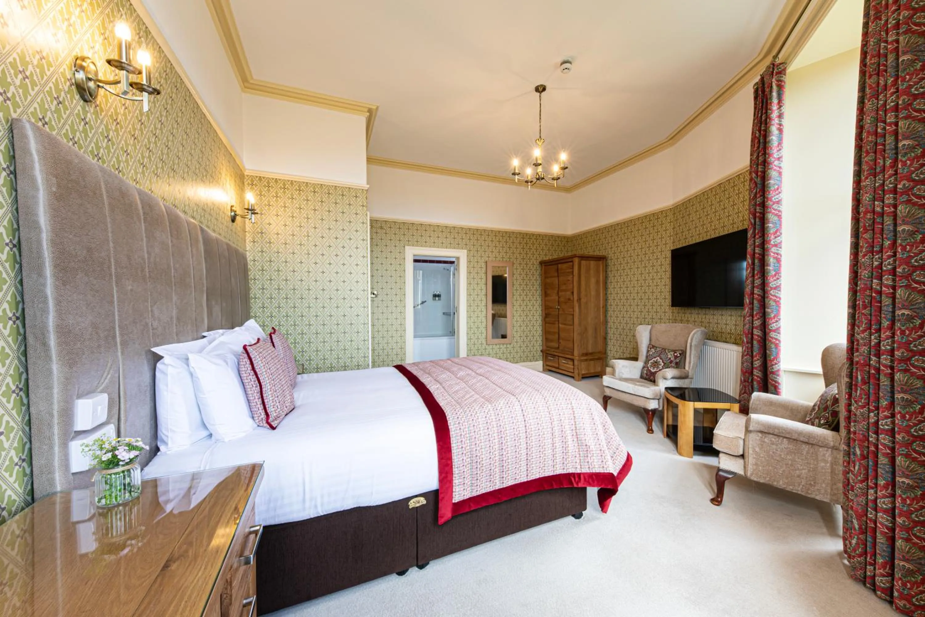 Bedroom, Bed in The Atholl Palace