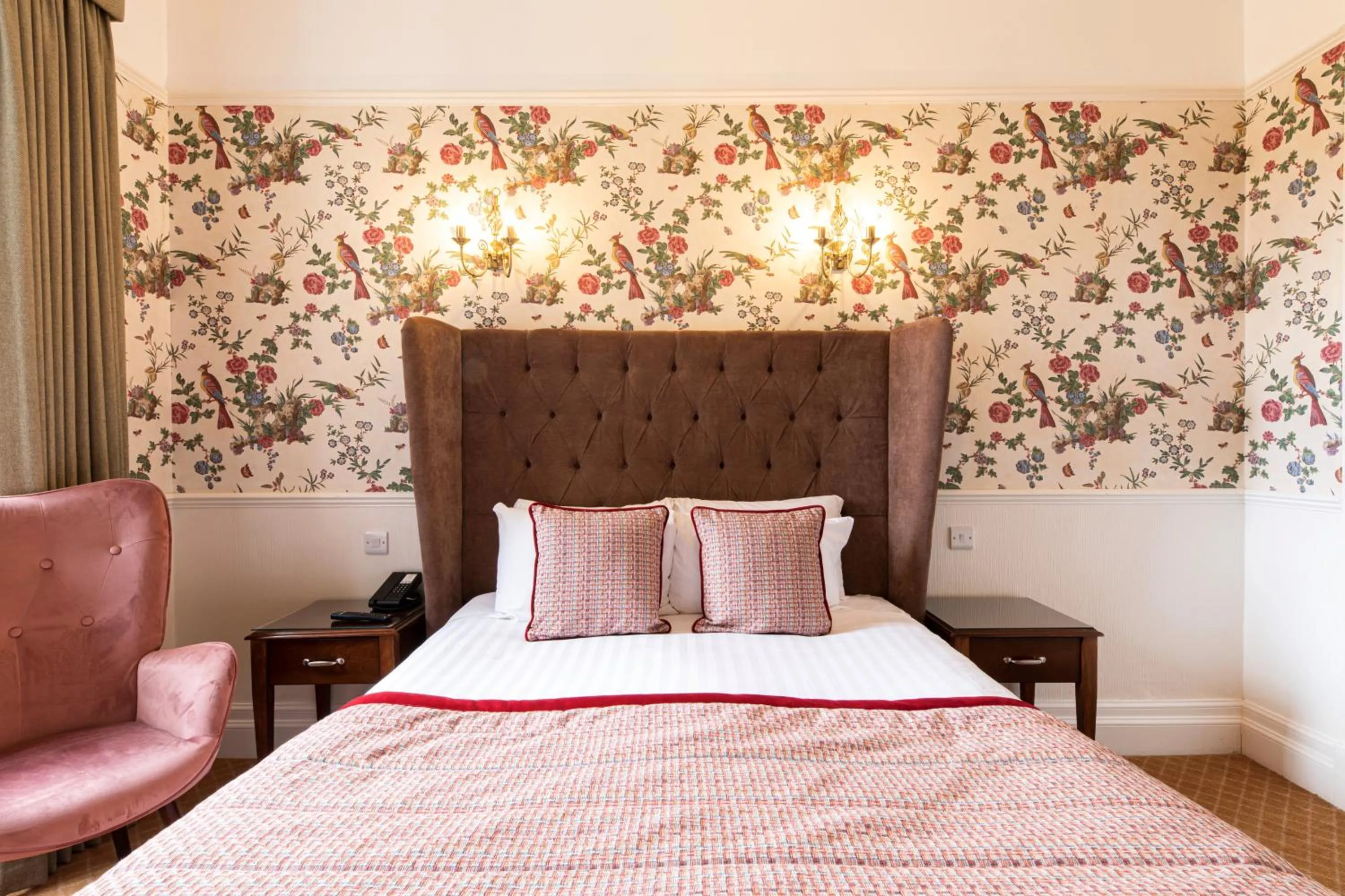 Bedroom, Bed in The Atholl Palace