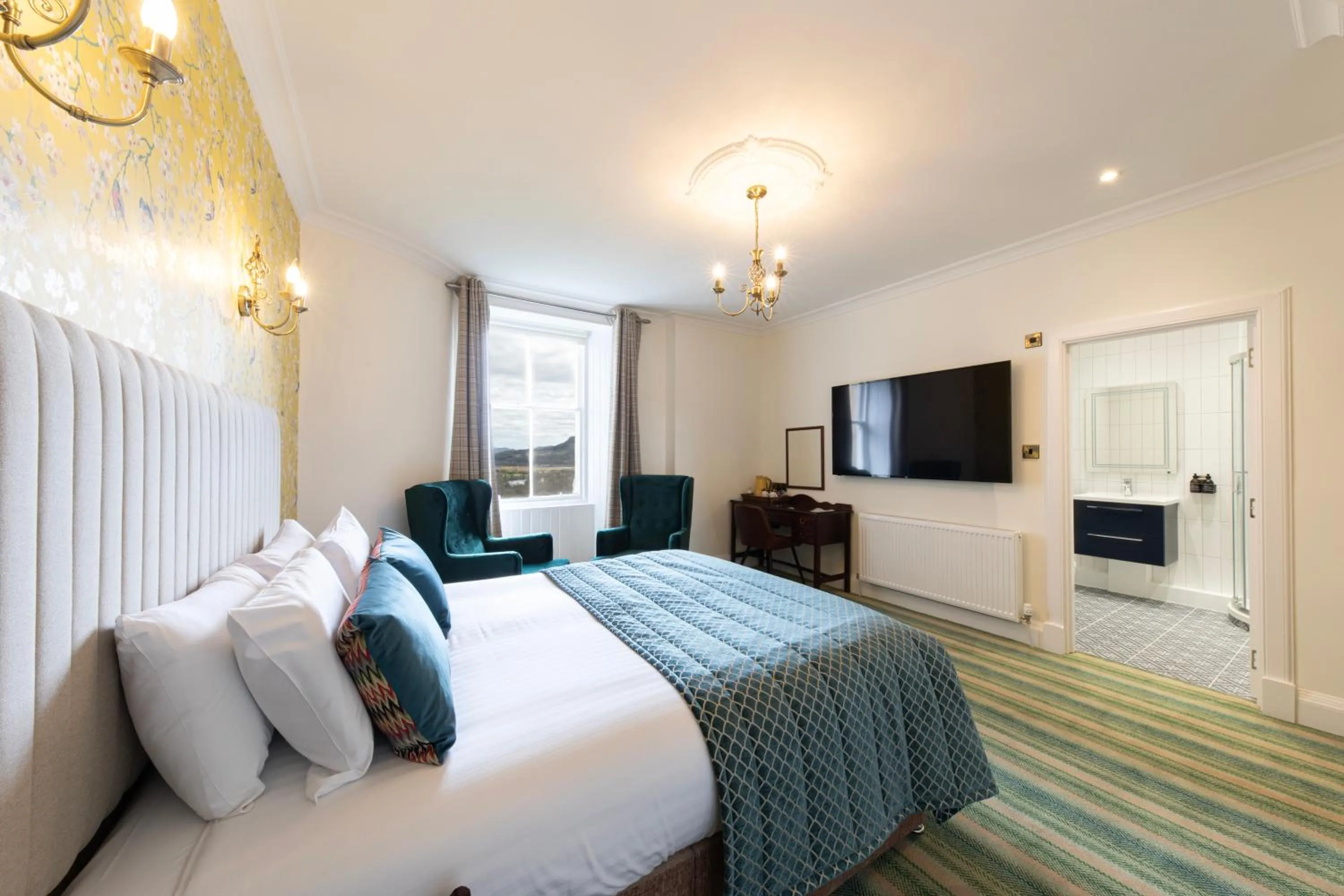 Bedroom, Bed in The Atholl Palace