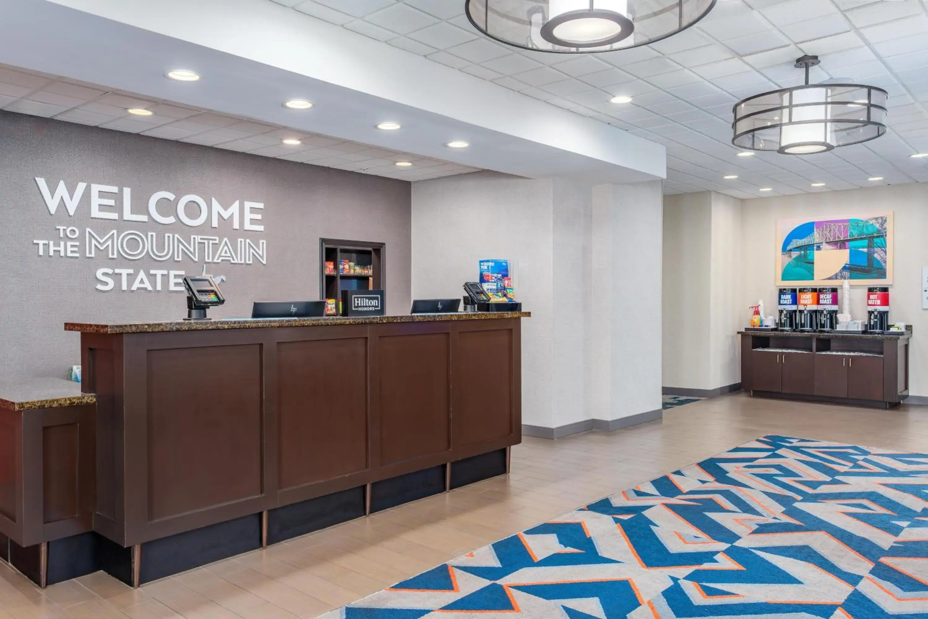 Lobby or reception in Hampton Inn and Suites Parkersburg Downtown Lobby or reception in Hampton Inn and Suites Parkersburg Downtown