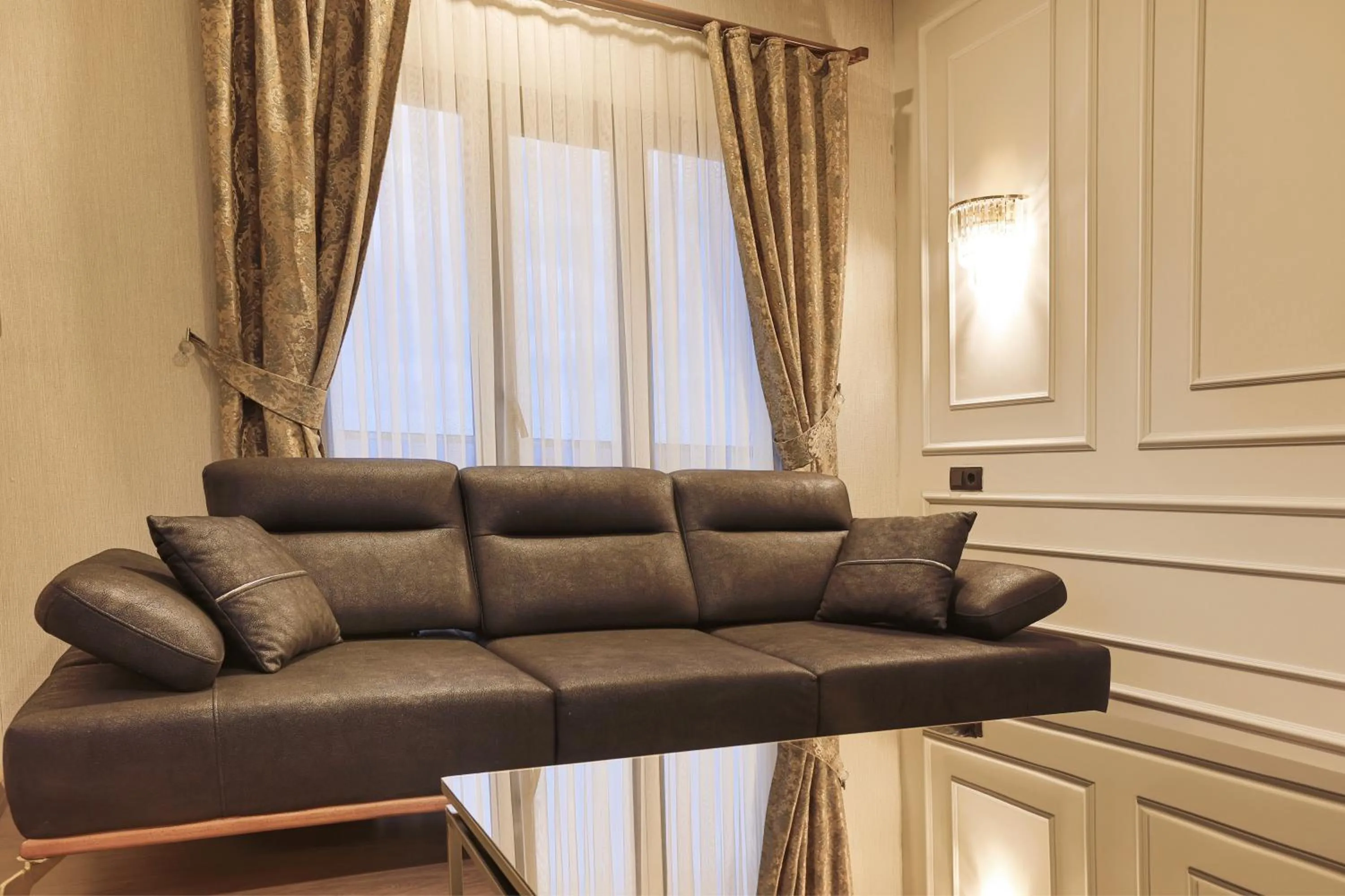 Seating area in Rest&More by Dedeman Mardin Kızıltepe