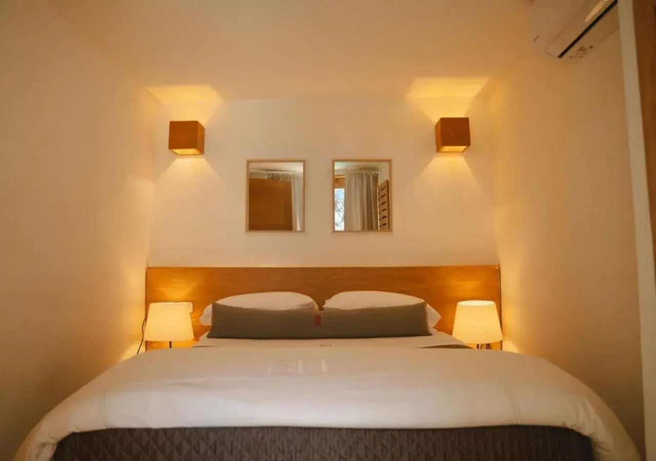 Bedroom, Bed in Billini Hotel, Historic Luxury Bedroom, Bed in Billini Hotel, Historic Luxury