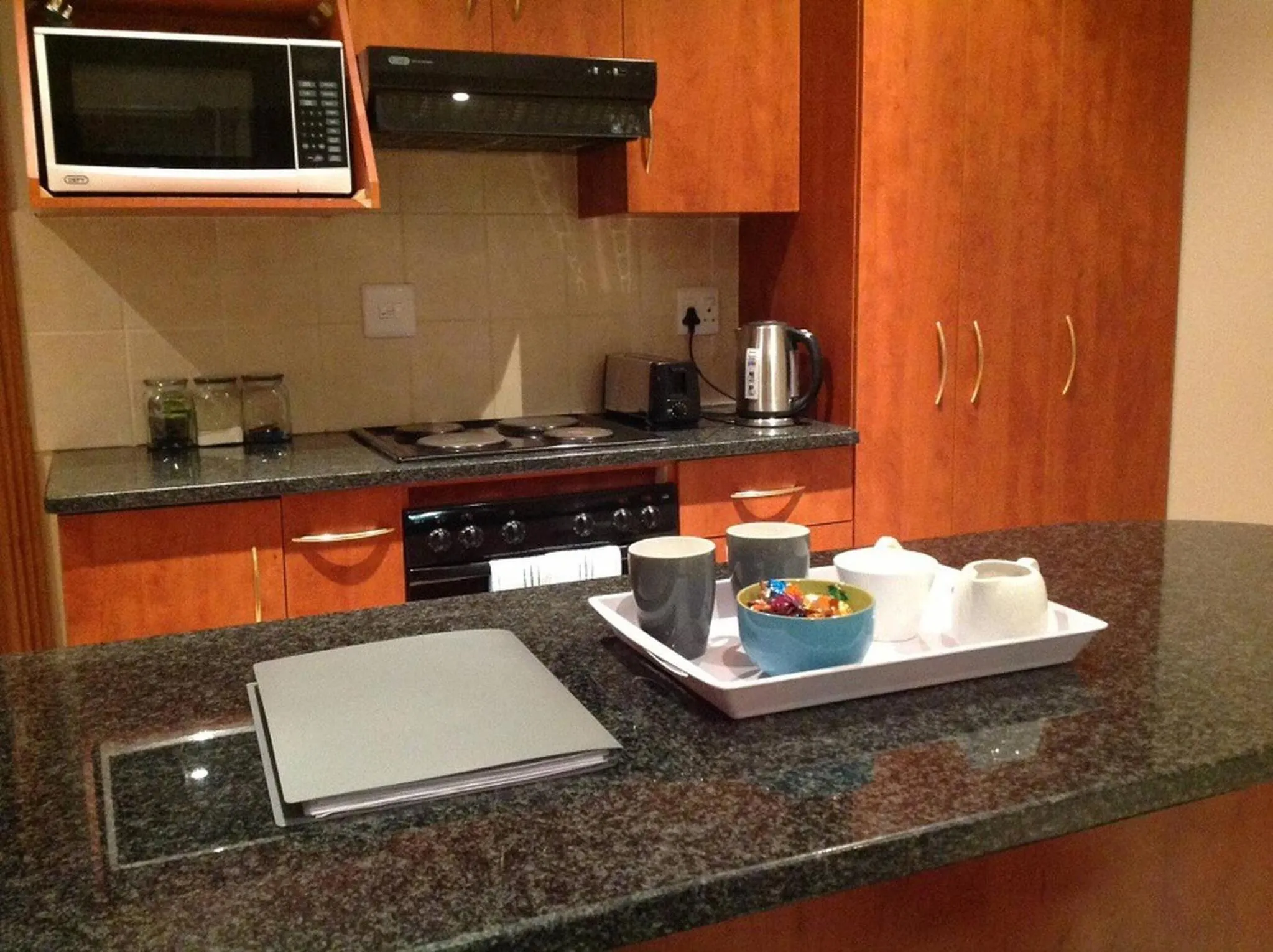 kitchen in Cozy 2BR 2BR Townhouse Netflix Private Parking Great Location