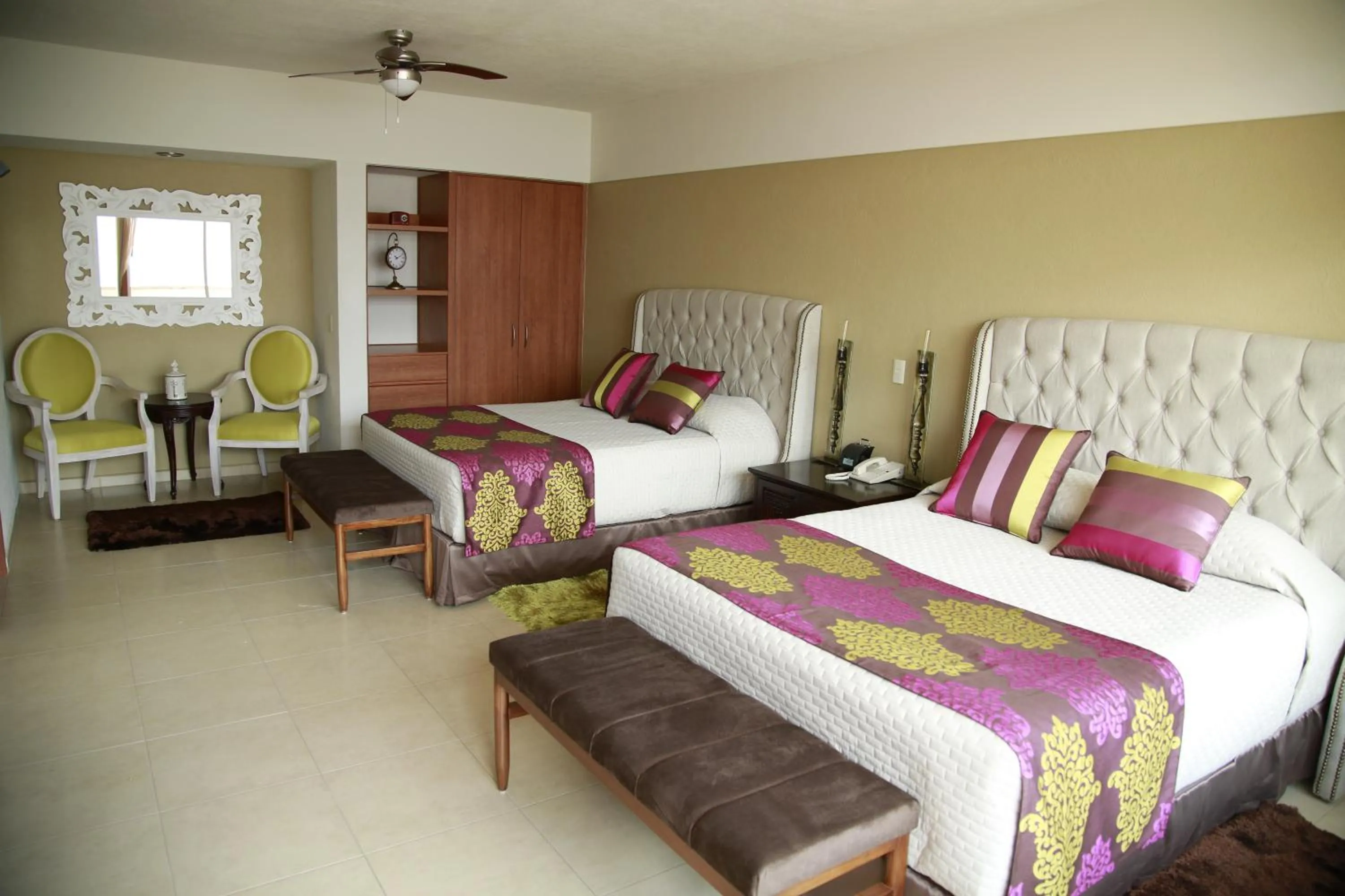 Bed in San Pietro Boutique Hotel