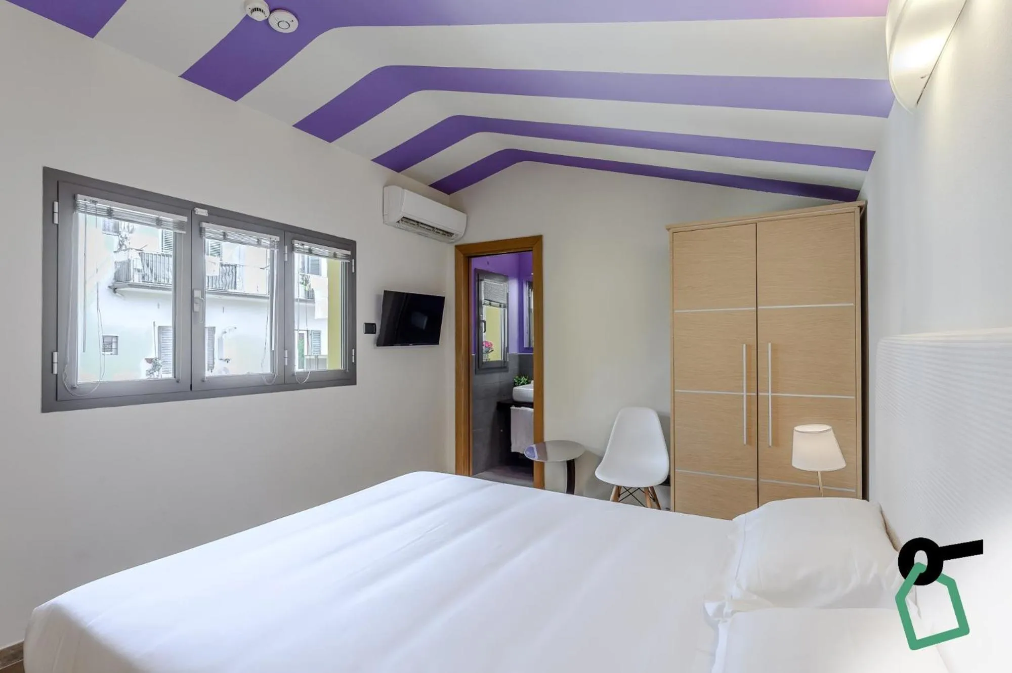 Bedroom in HOTIDAY ApartHotel Firenze