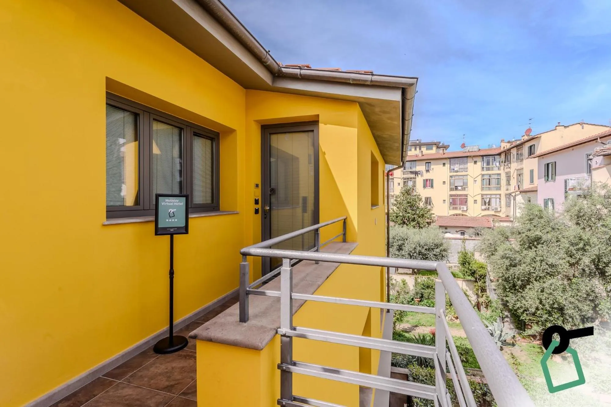 Facade/entrance in HOTIDAY ApartHotel Firenze