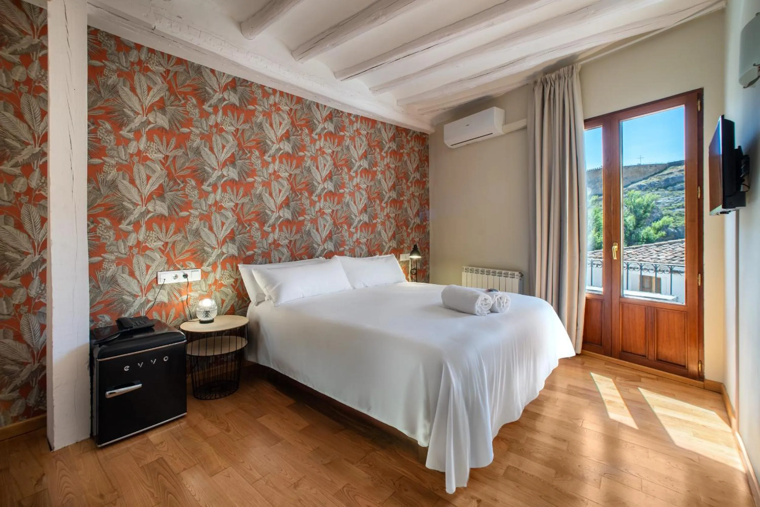 Bedroom, Bed in Hotel-Boutique by Gonzalo Sesma