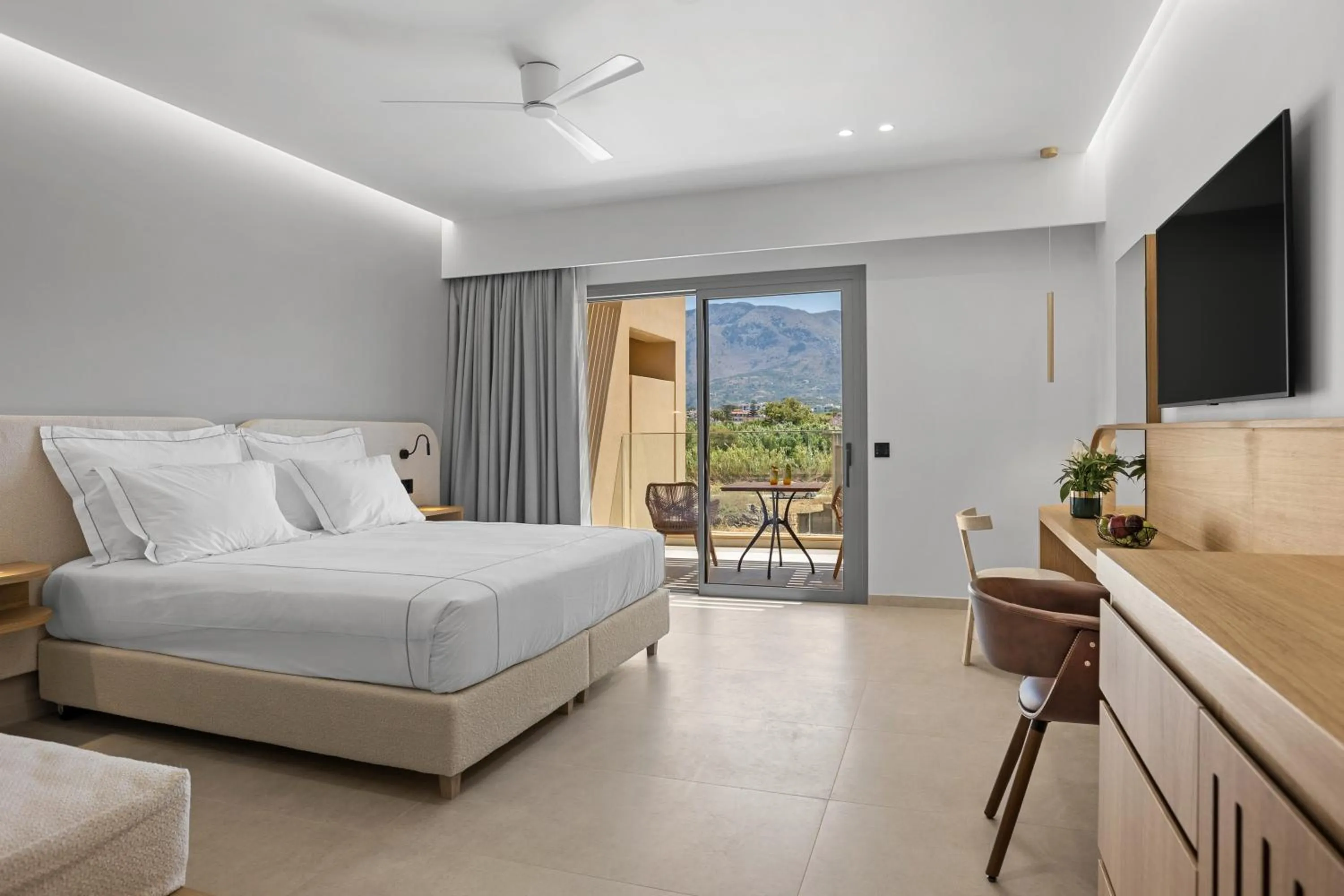 Bedroom, Bed in Ventale Island Breeze Resort