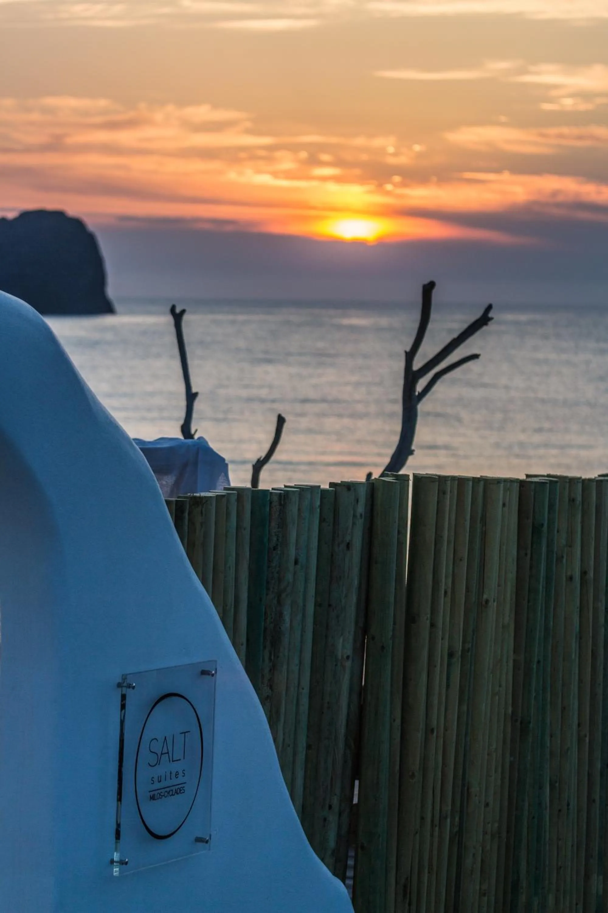 Natural landscape in Salt Suites Milos