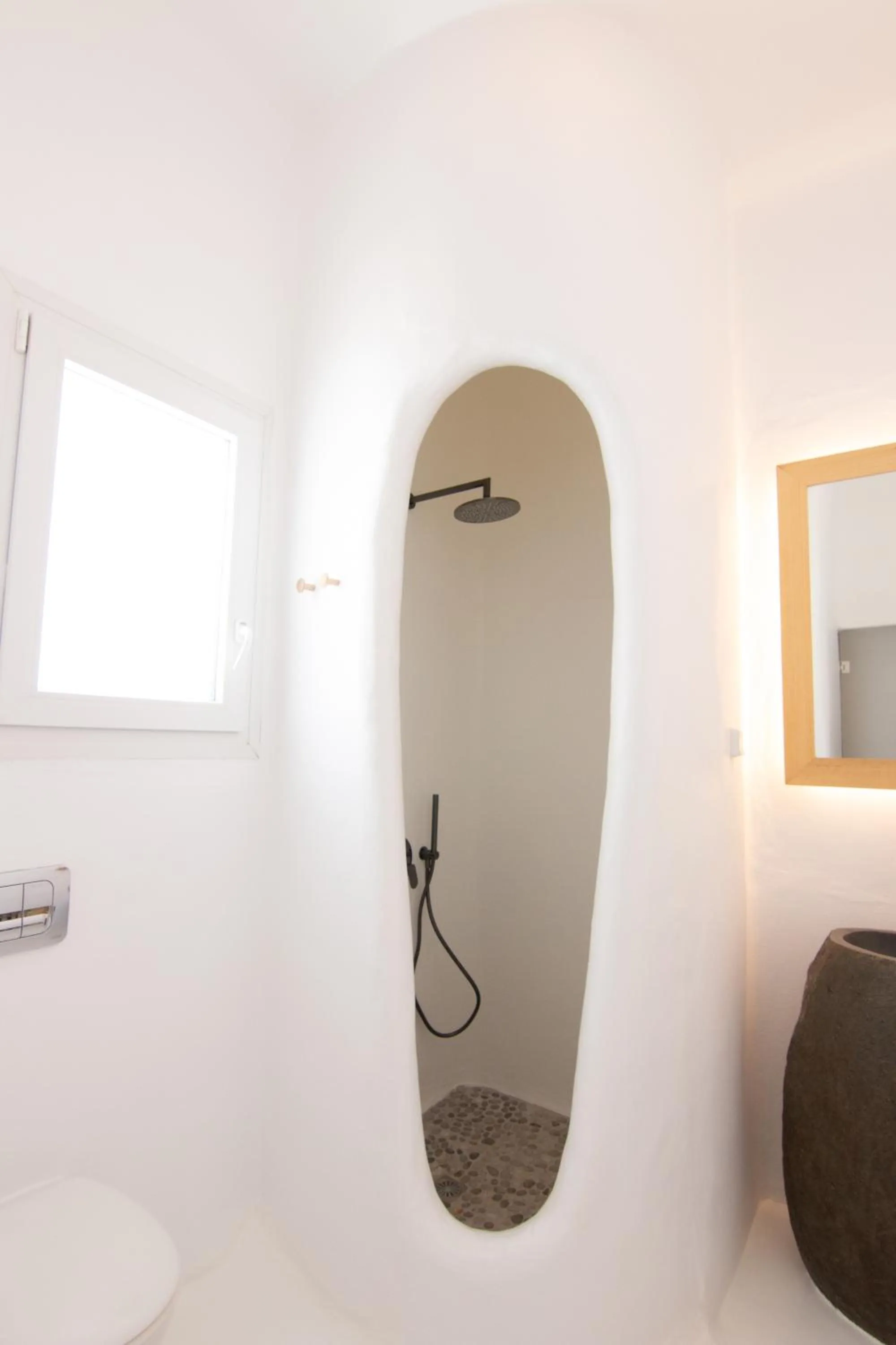 Shower in Salt Suites Milos