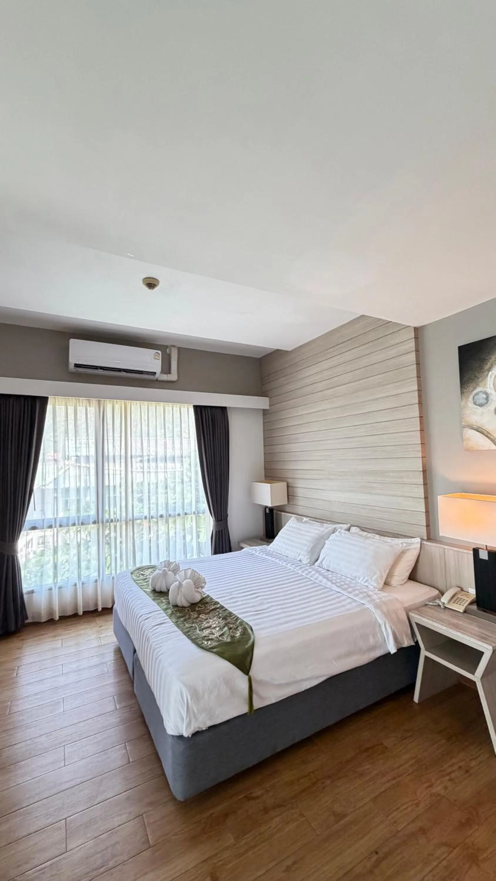 Bed in Du Talay Hotel Koh Chang