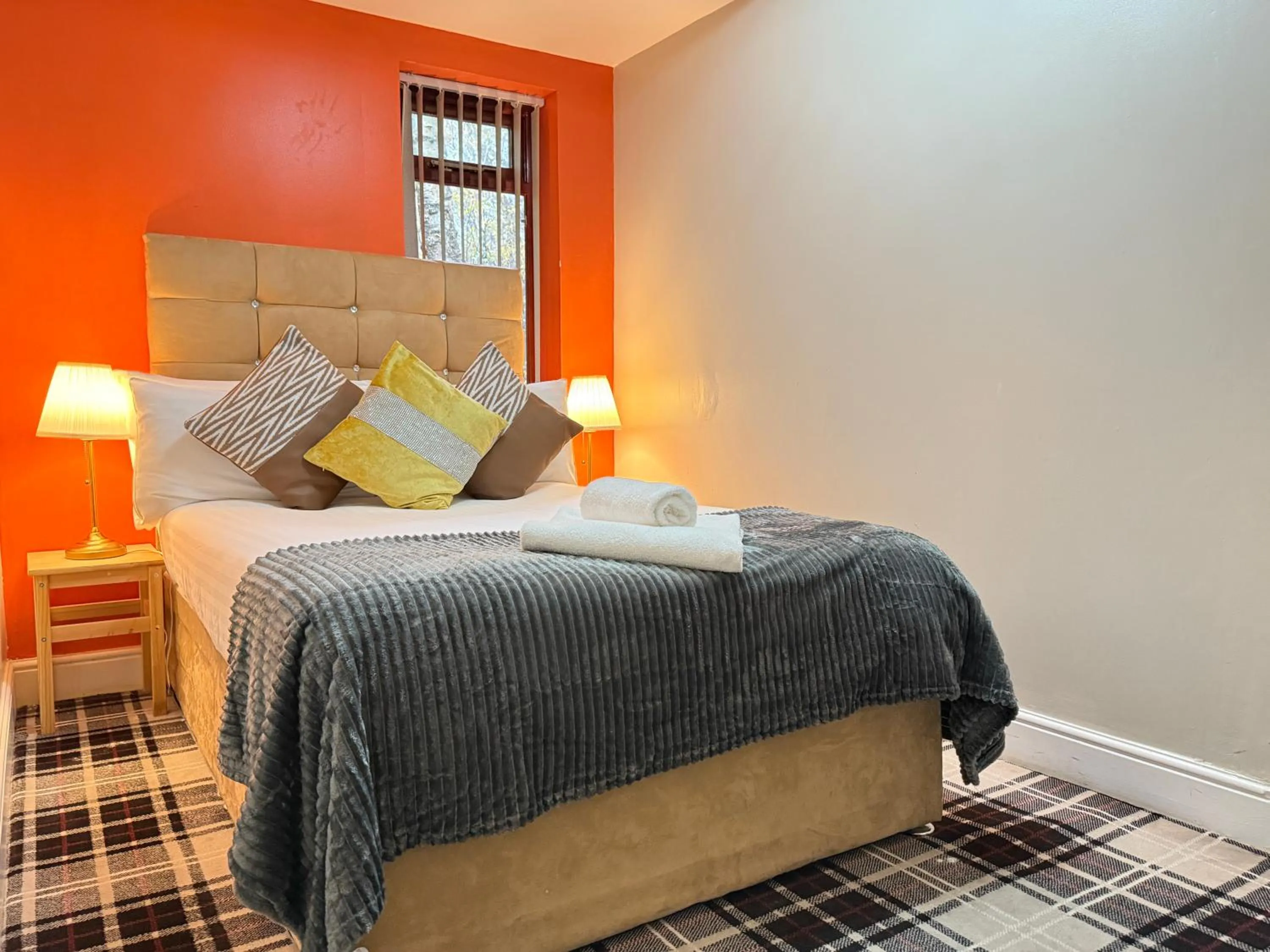 Bed in 4 Sisters Inn