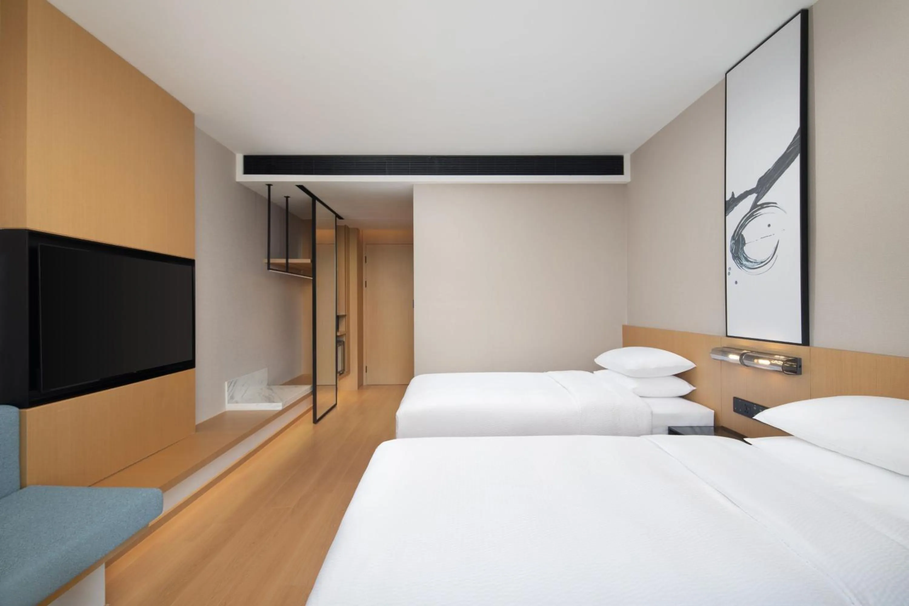 Photo of the whole room, Bed in Fairfield by Marriott Chengdu Hi-Tech Zone