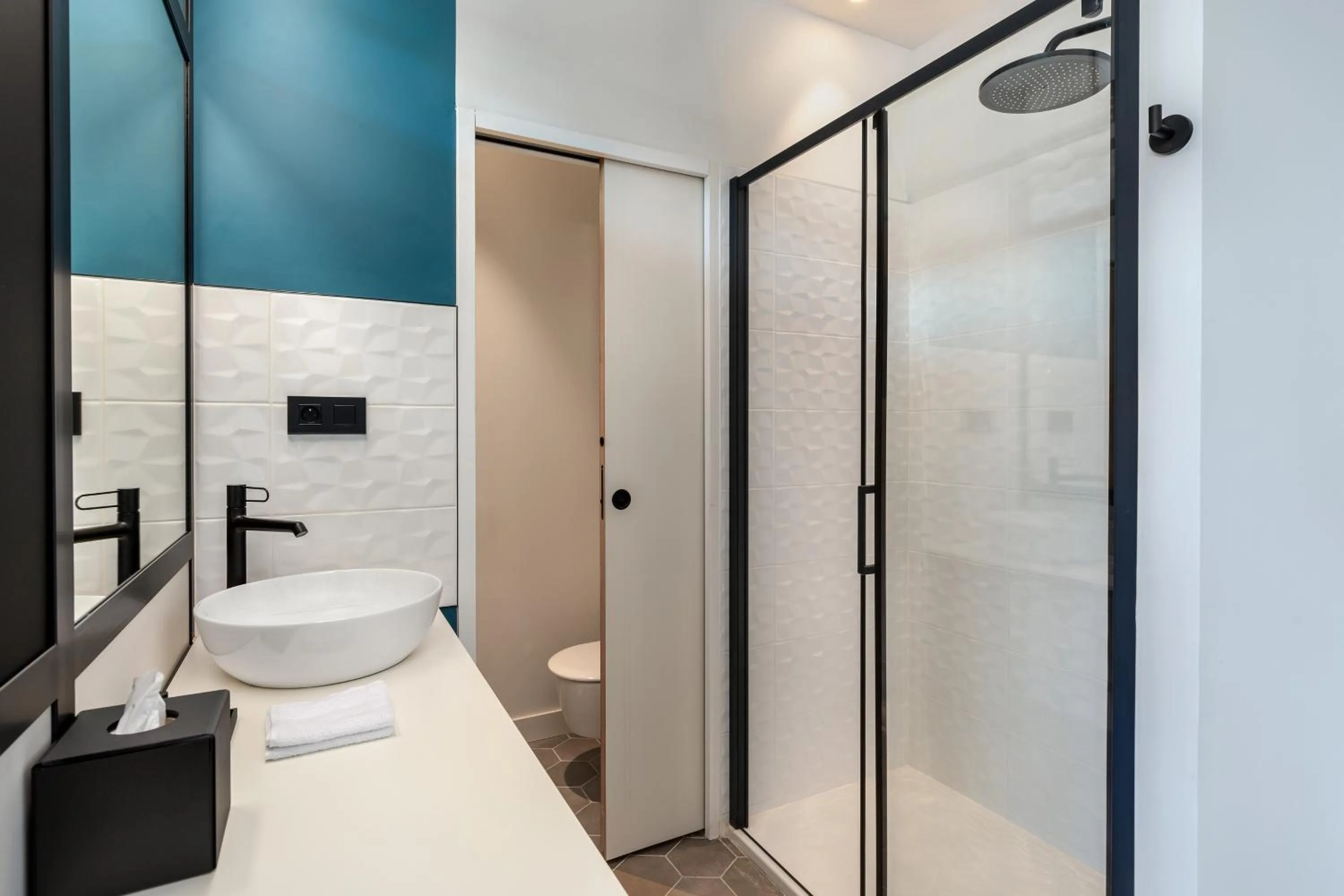 Bedroom in Aloft Hotel, By Marriott