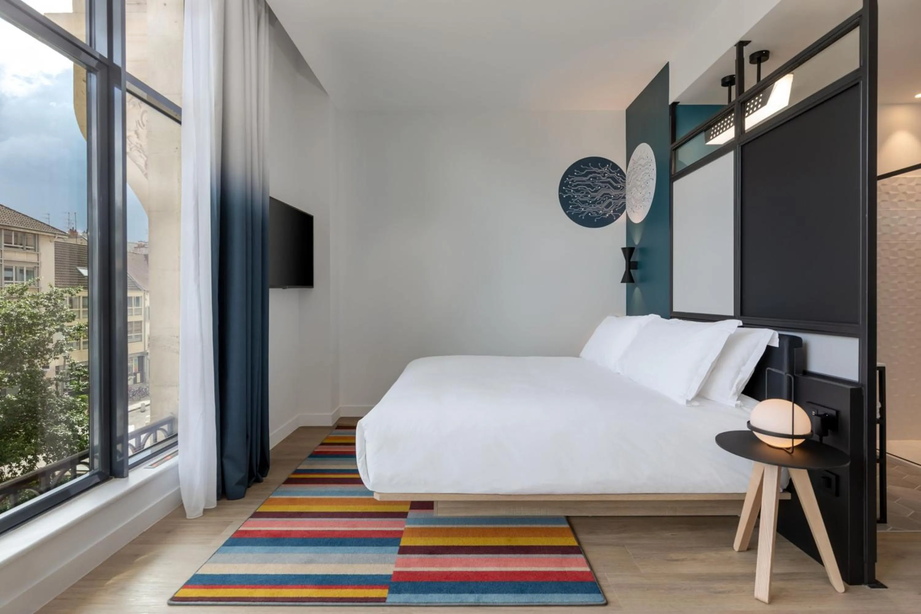 Photo of the whole room, Bed in Aloft Hotel, By Marriott