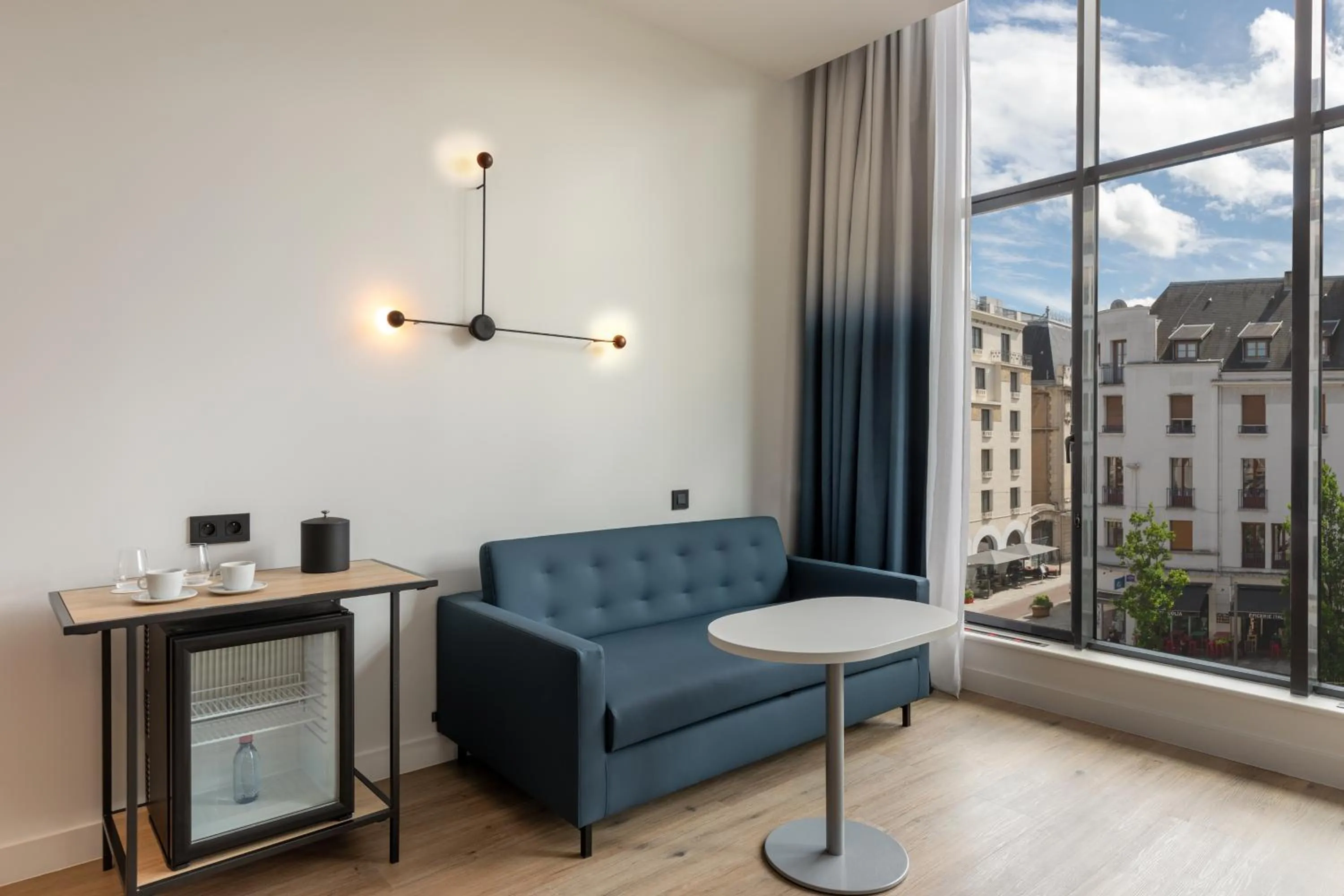 Bedroom in Aloft Hotel, By Marriott