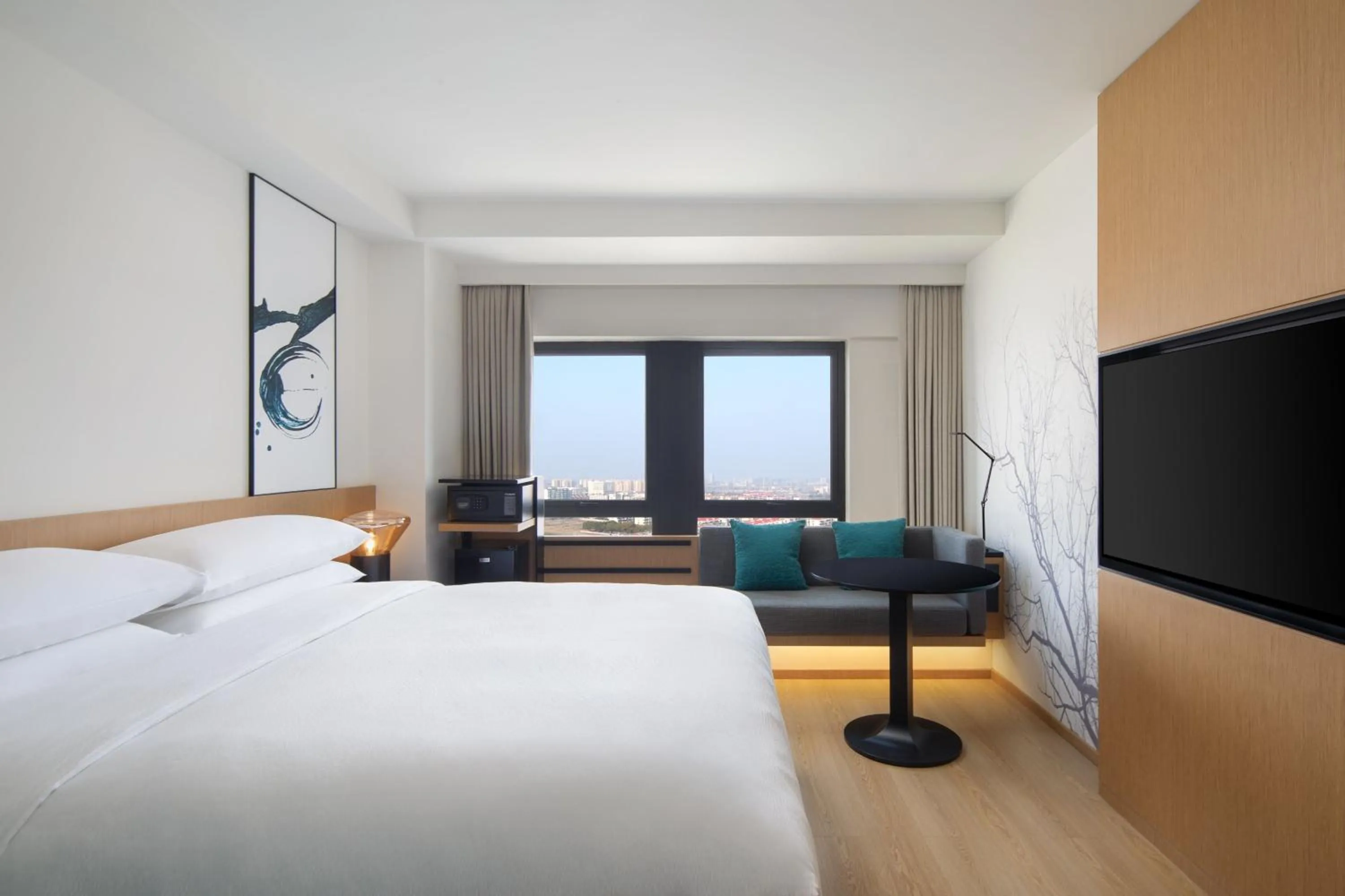 Photo of the whole room, Bed in Fairfield by Marriott Shanghai Pudong South