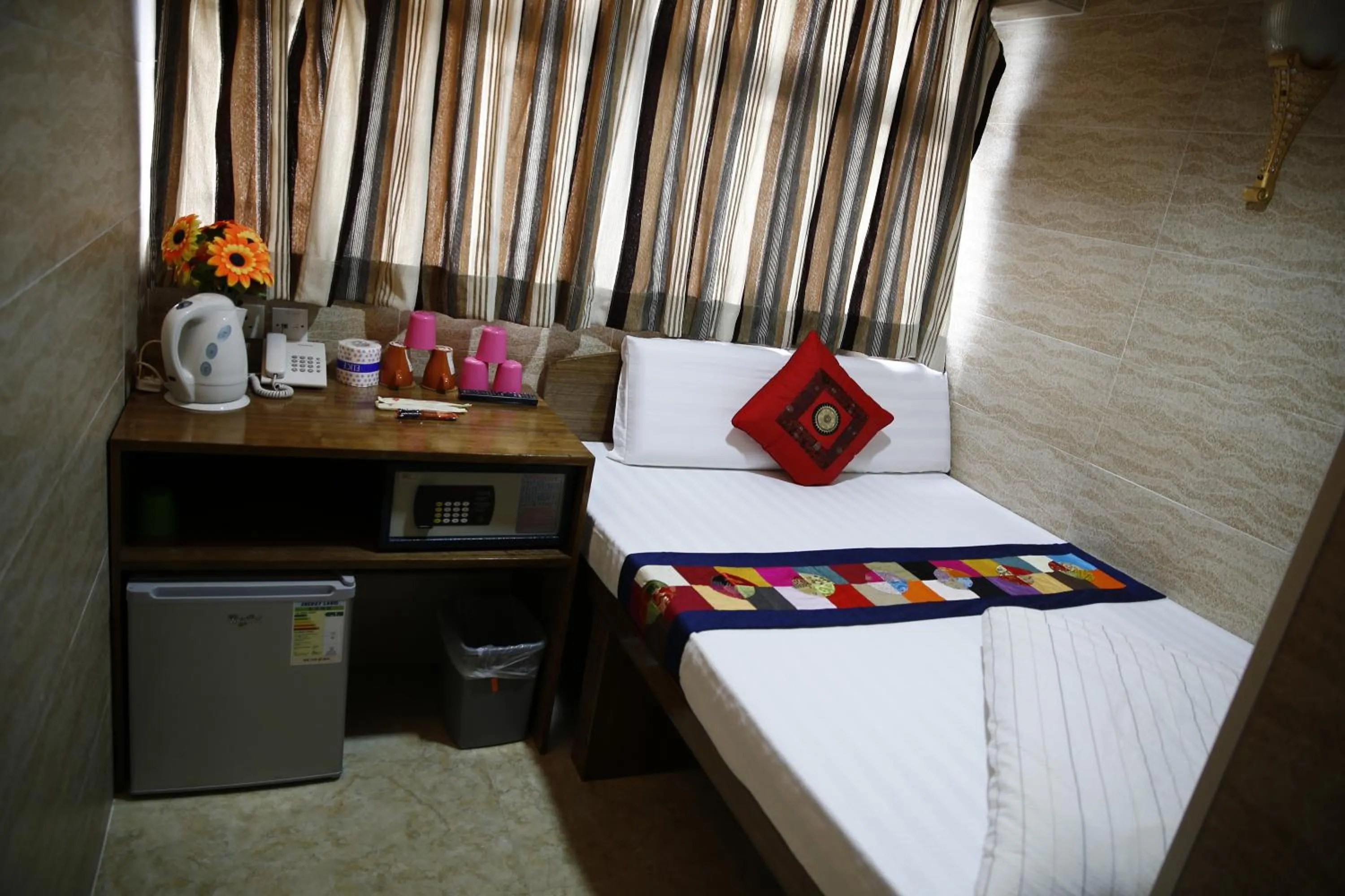 Bedroom, Bed in Sandhu Guest House