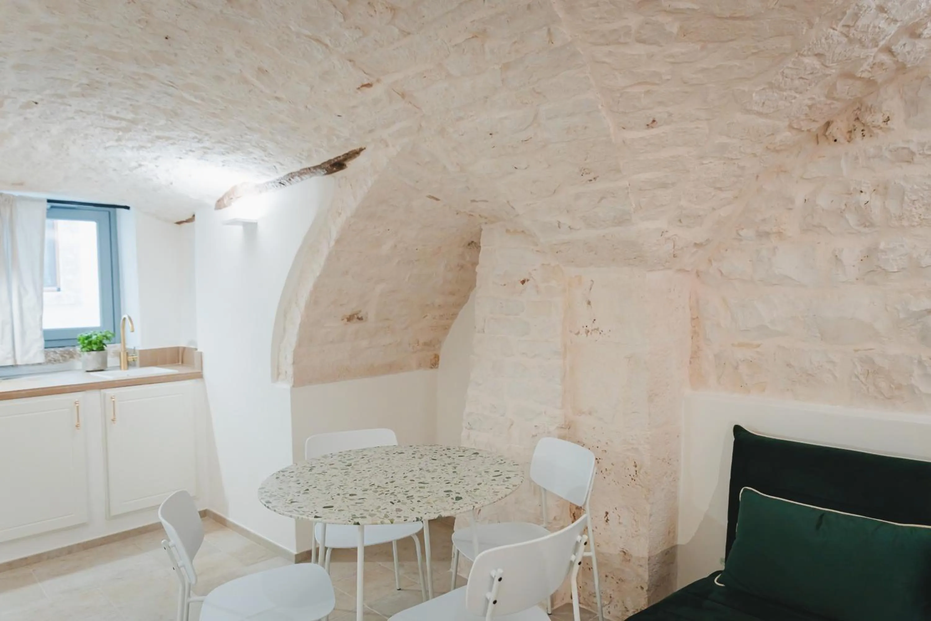 Dining area in Dimore Bianche Santa Chiara