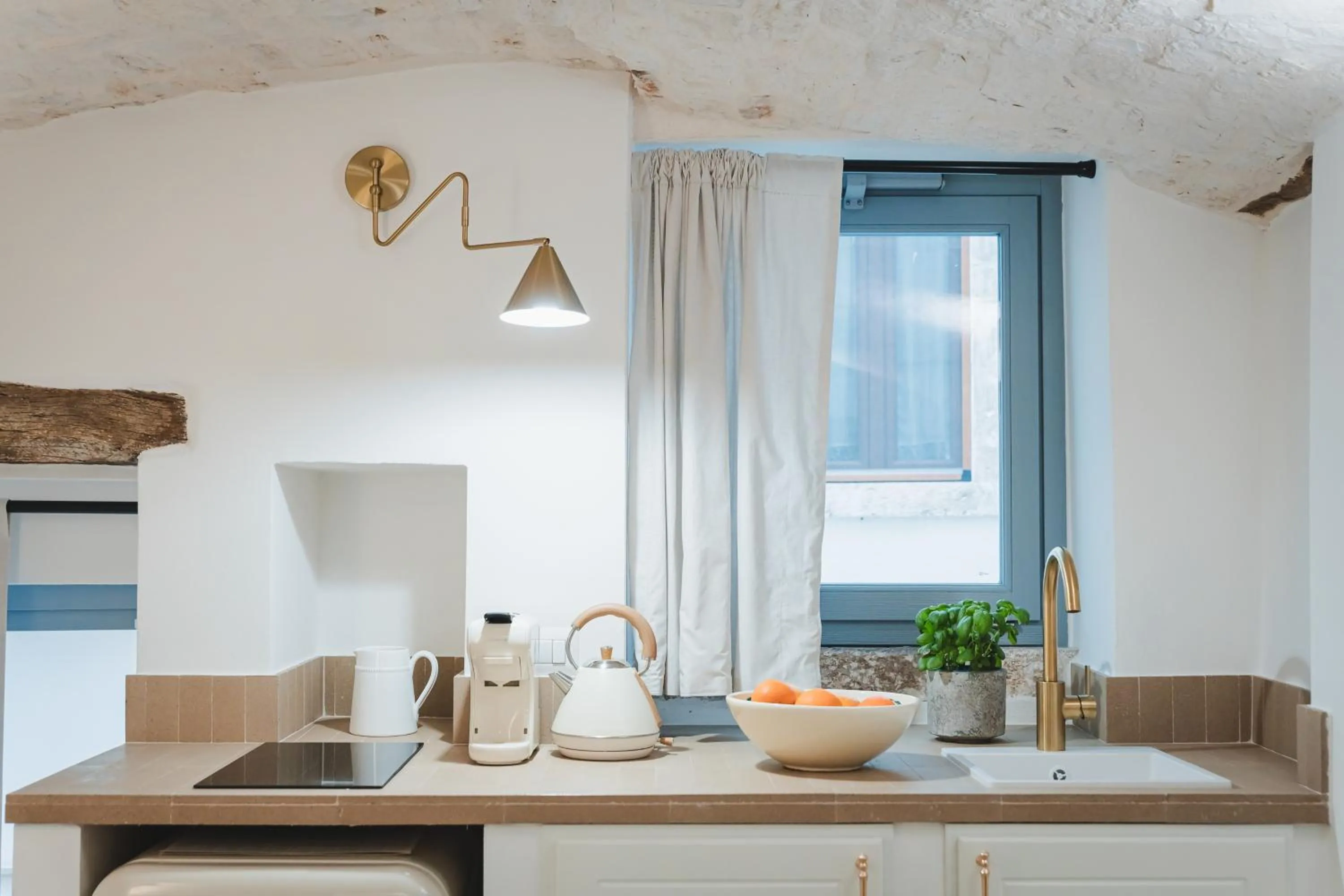 Kitchen or kitchenette in Dimore Bianche Santa Chiara