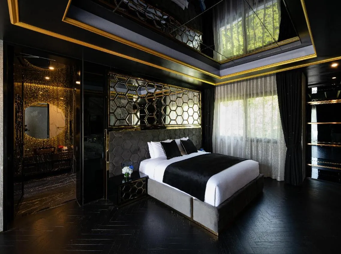 Bed in Hotel Toscana