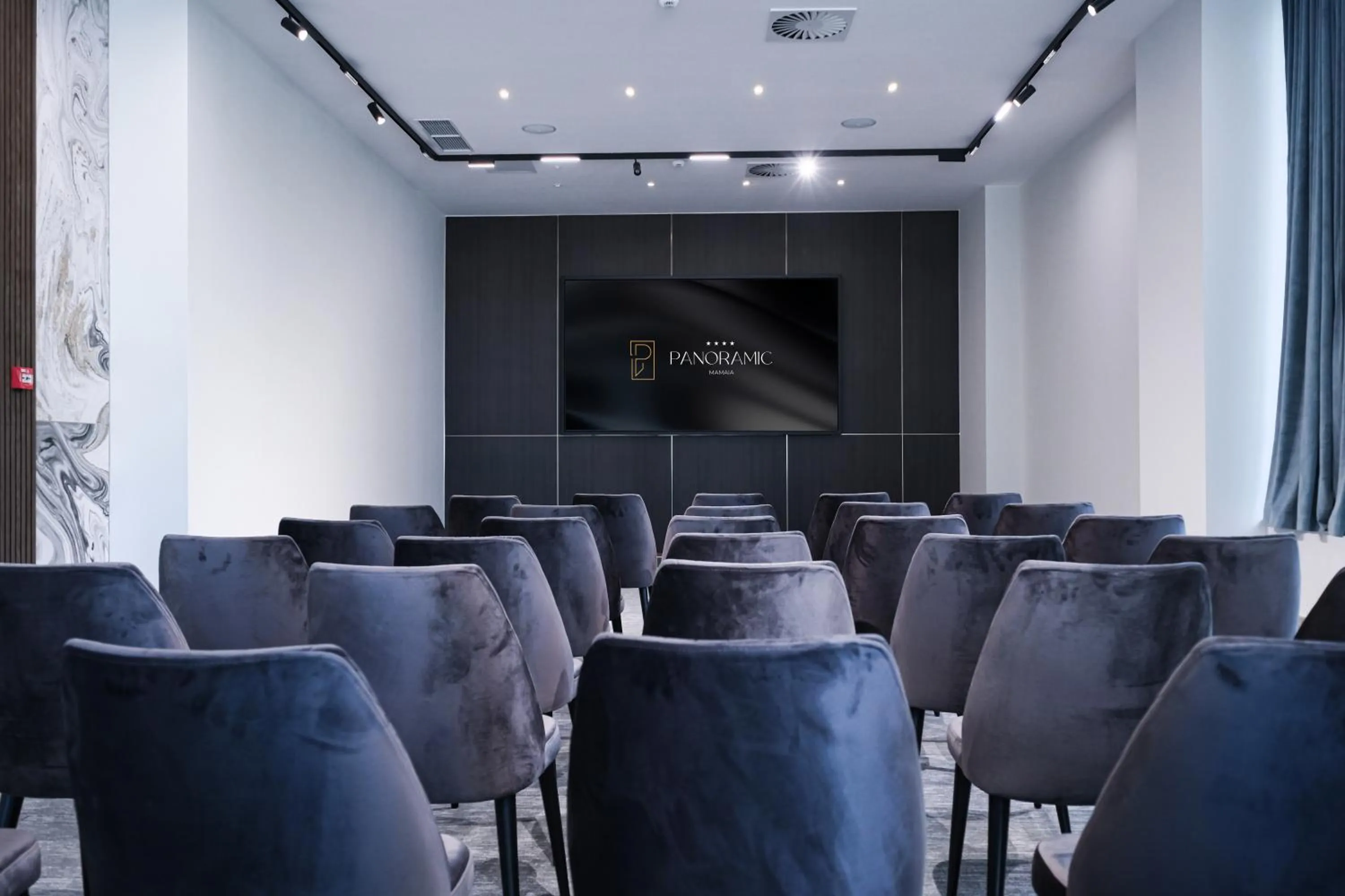 Meeting/conference room in Panoramic Mamaia Hotel