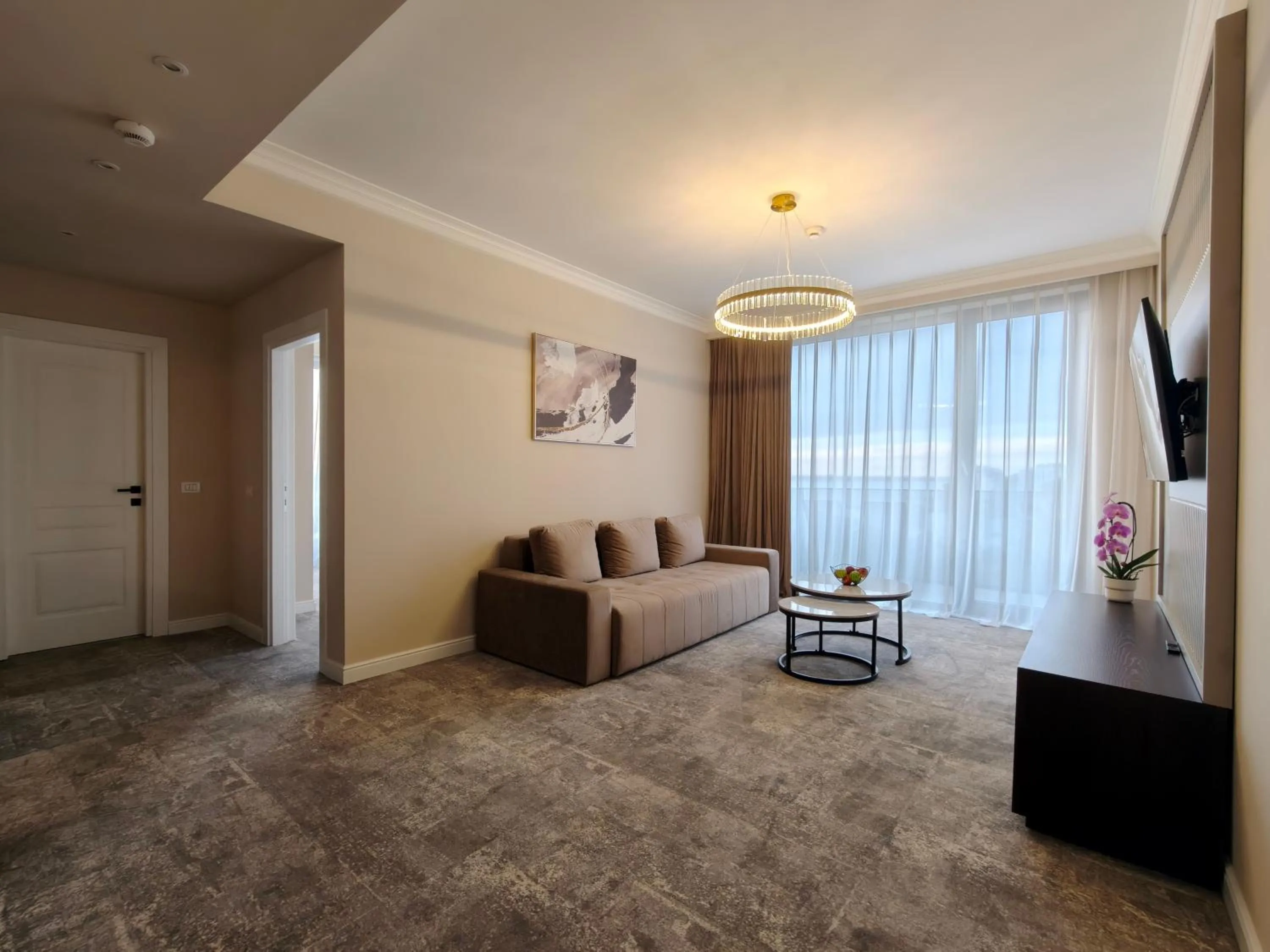 Living room in Panoramic Mamaia Hotel