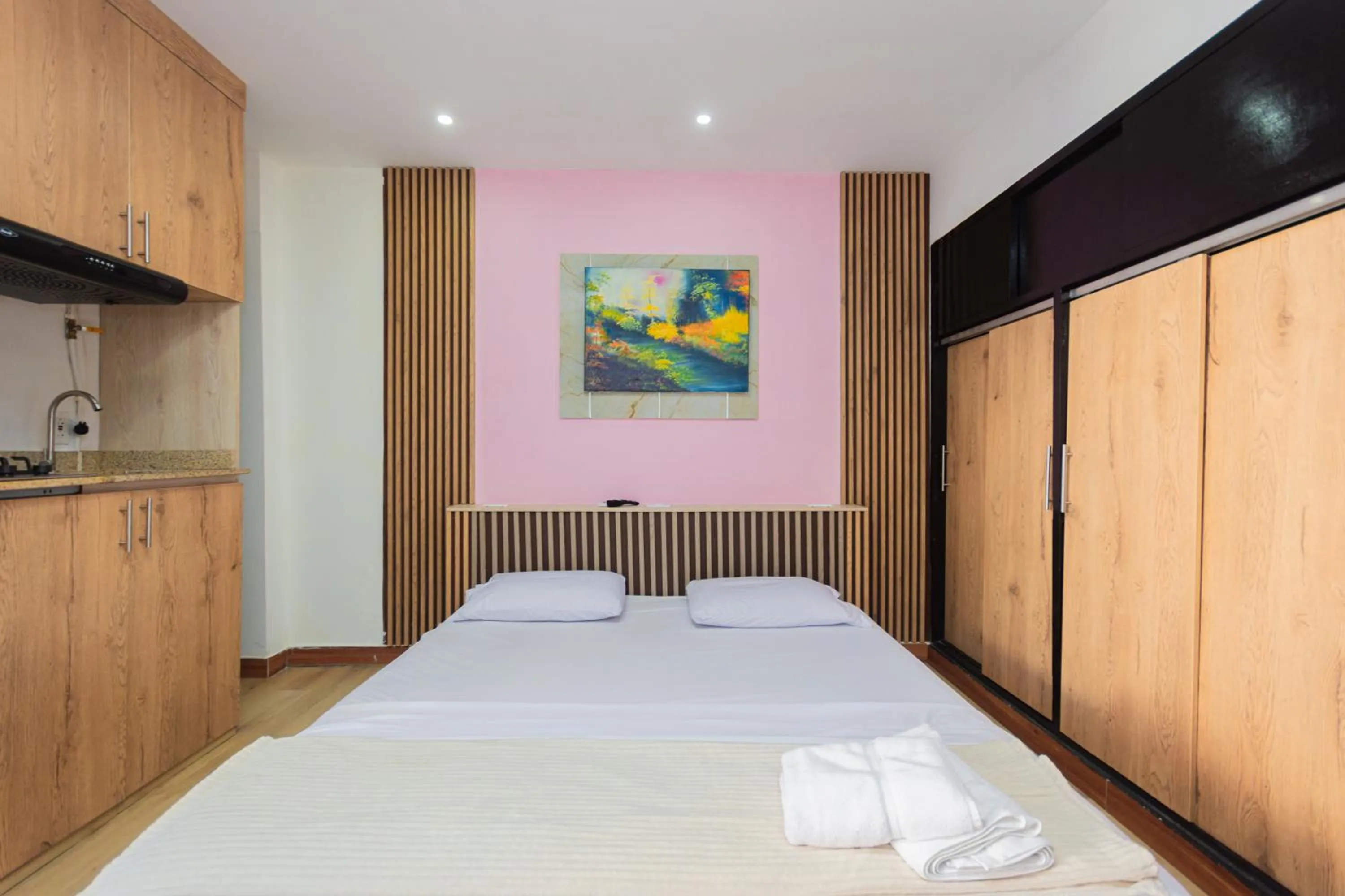 Photo of the whole room, Bed in Hotel Lares 70 Laureles