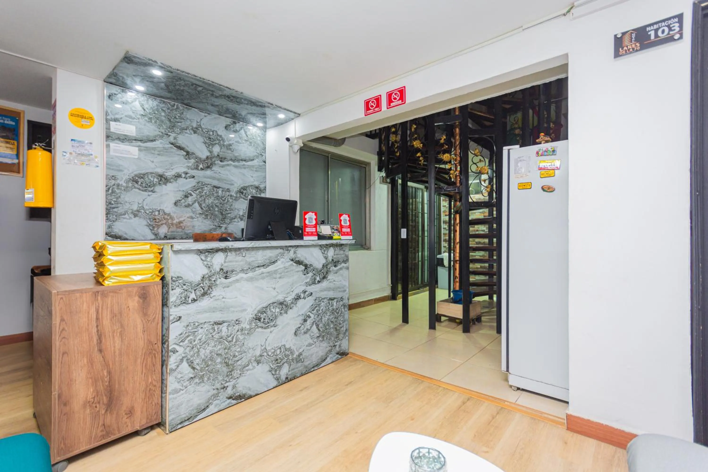 TV and multimedia in Hotel Lares 70 Laureles